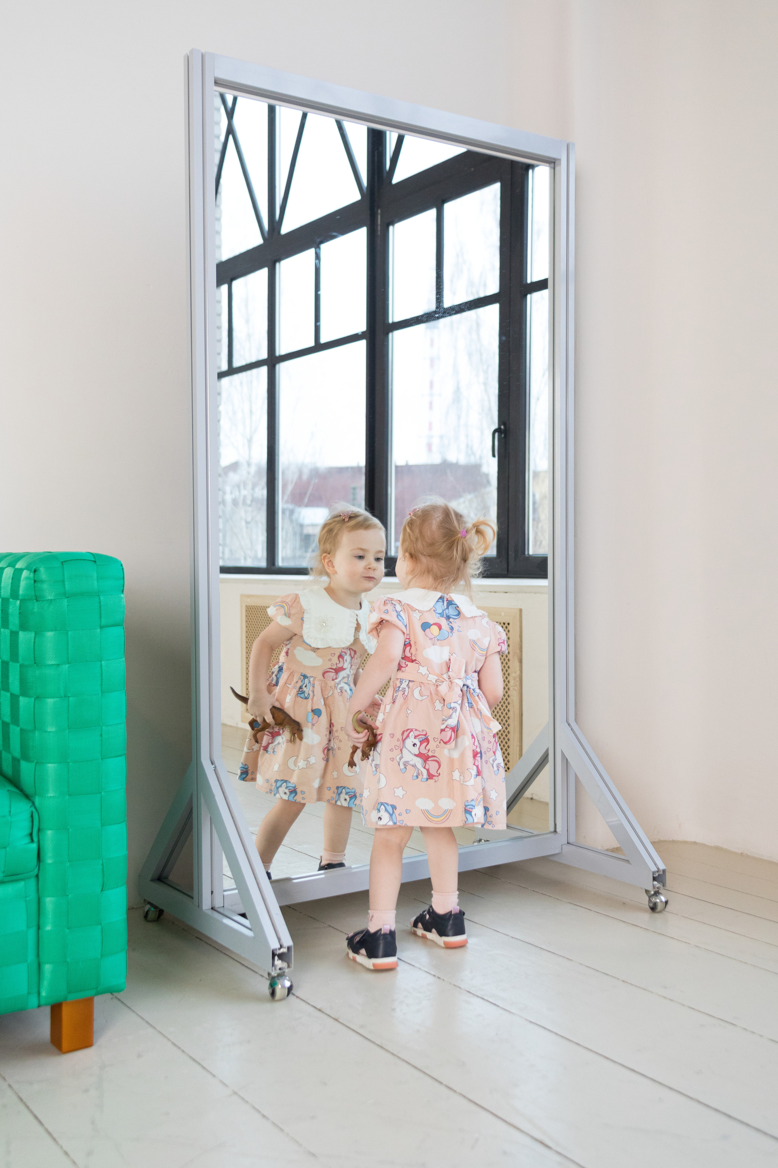 Семейная фотосессия в студии с ребенком. Детский и контент фотограф Надя Волкова Санкт-Петербург