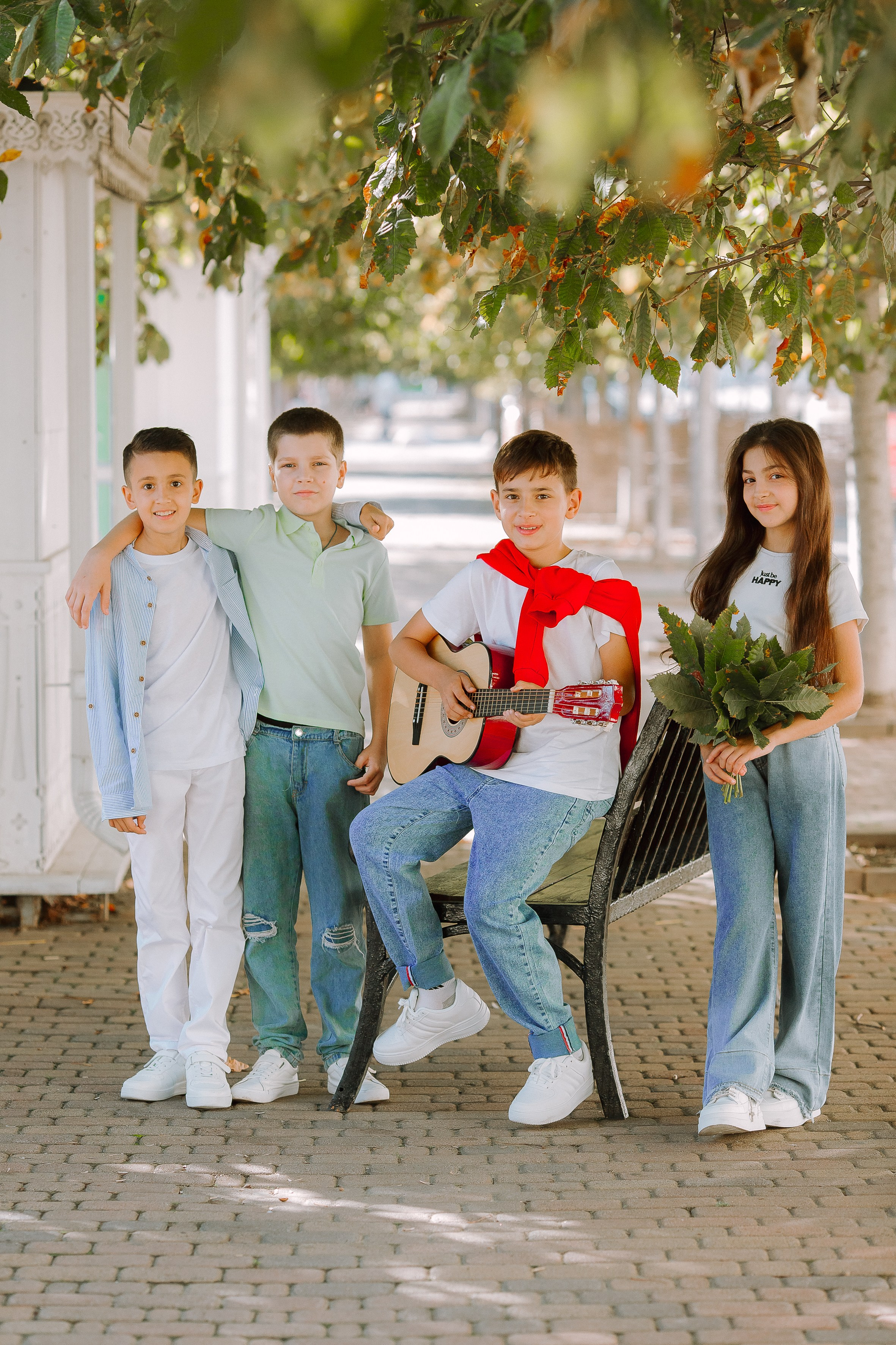 Начальная школа_ сквер Черняховского / Парк Фрунзе. Выпускные альбомы Натальи Бутко: Новороссийск, Анапа, Геленджик