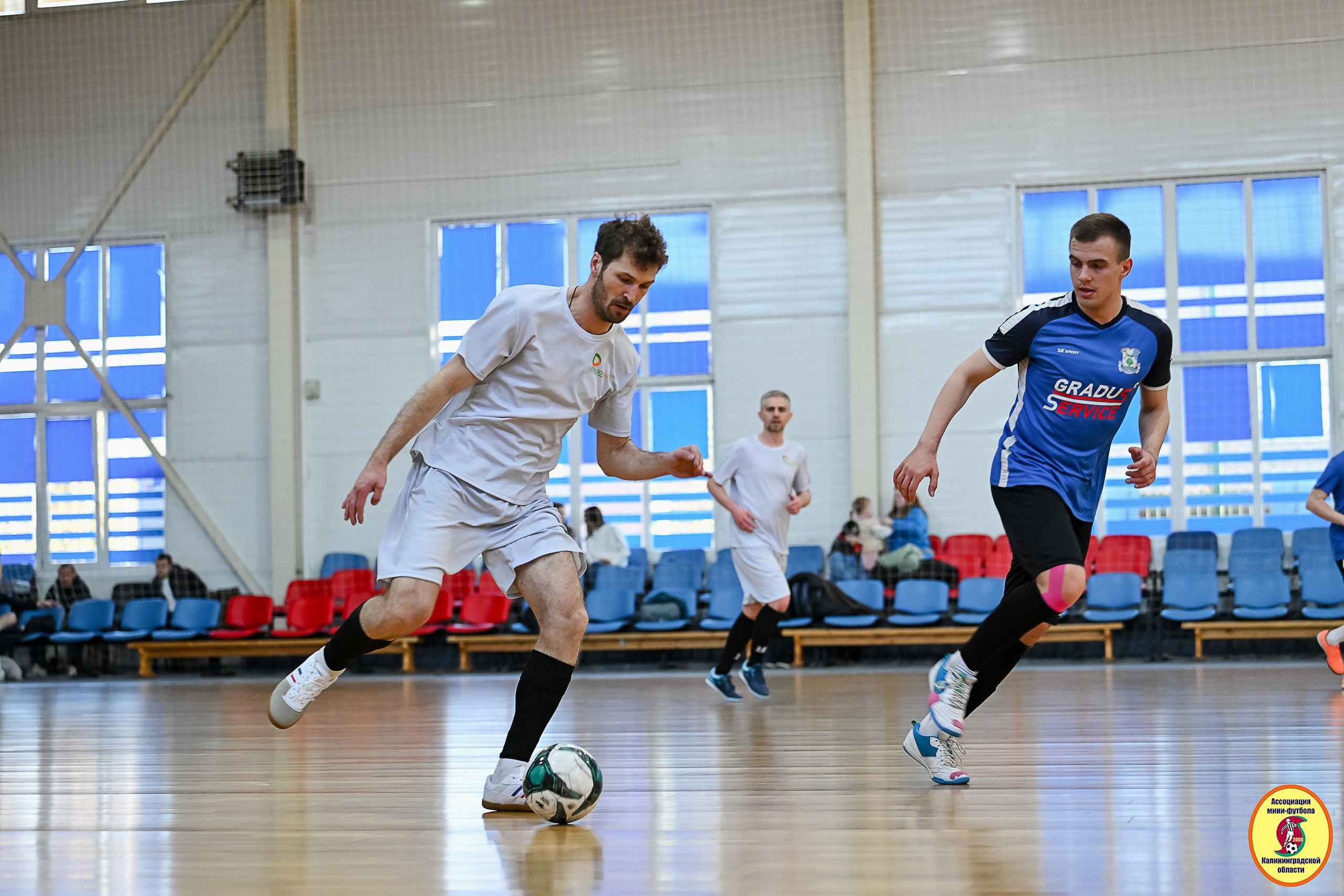 Корпоративная Бизнес Лига по футзалу — Весна 2026. VIBECITY.RU Вайб Сити Ру Фоторепортажи Фотоотчеты Калининград