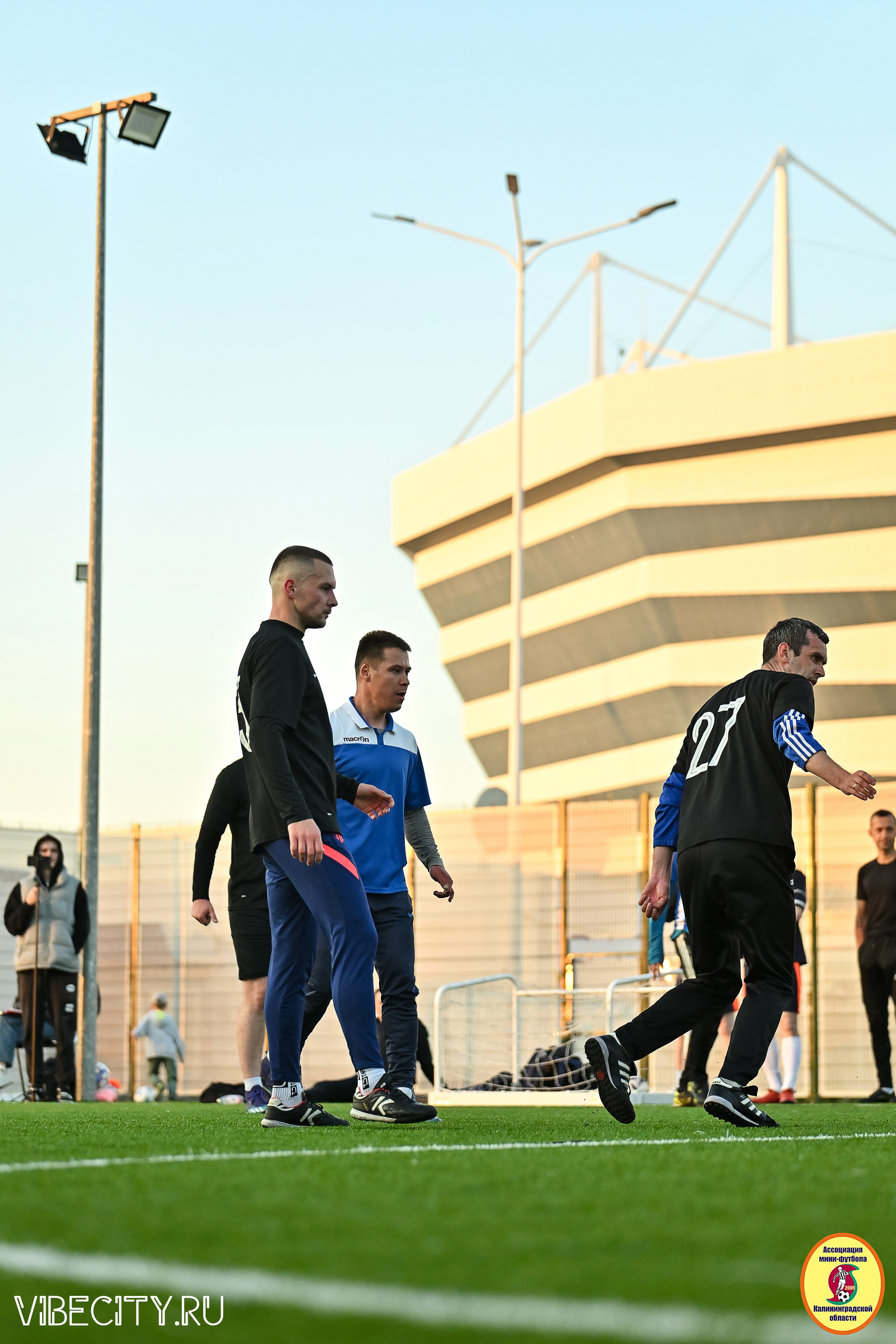 ИГРЫ МИНИ-ФУТБОЛЬНОЙ И КОРПОРАТИВНОЙ ЛИГИ. VIBECITY.RU Вайб Сити Ру Фоторепортажи Фотоотчеты Калининград