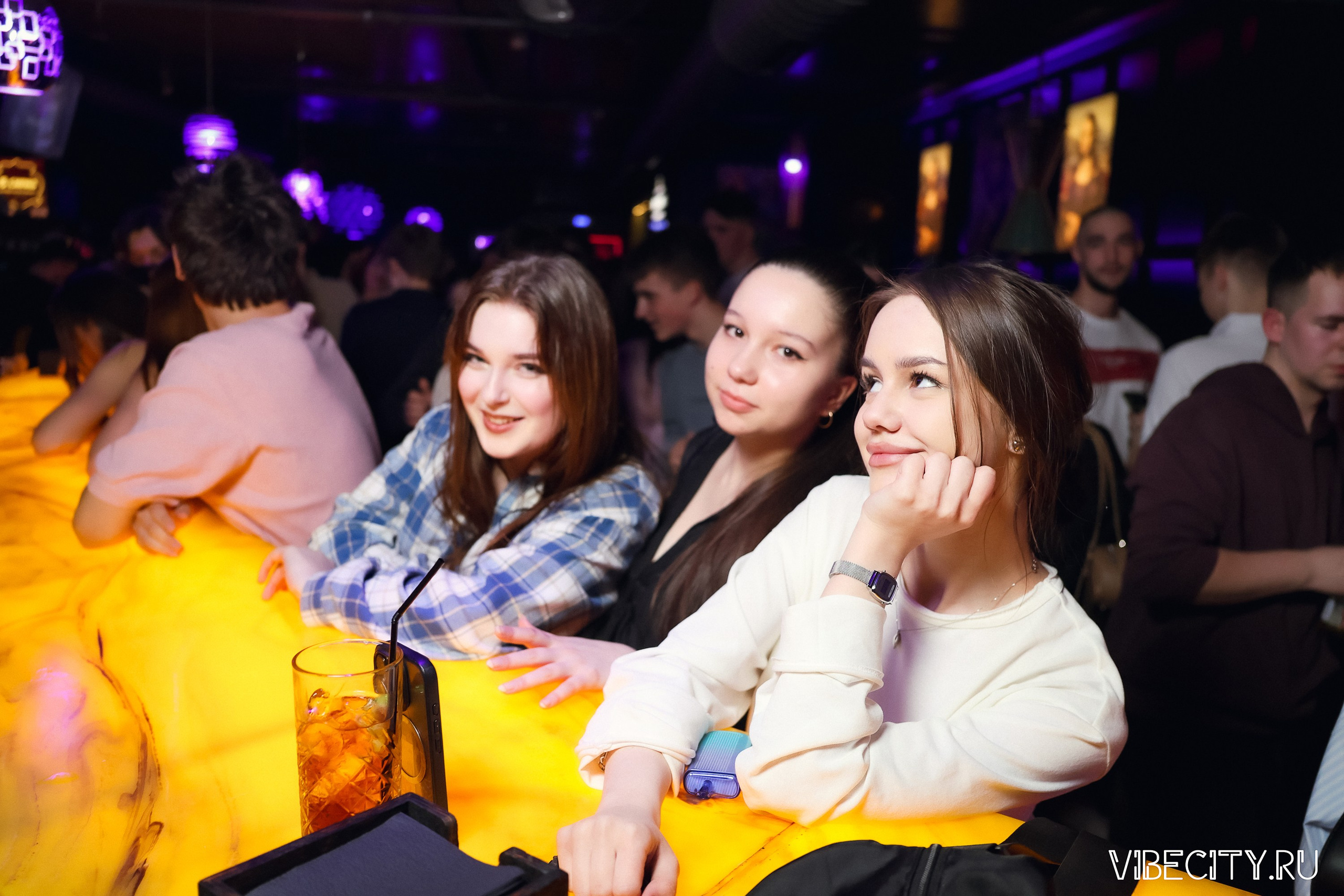 DOUBLE U. VIBECITY.RU Вайб Сити Ру Фоторепортажи Фотоотчеты Калининград