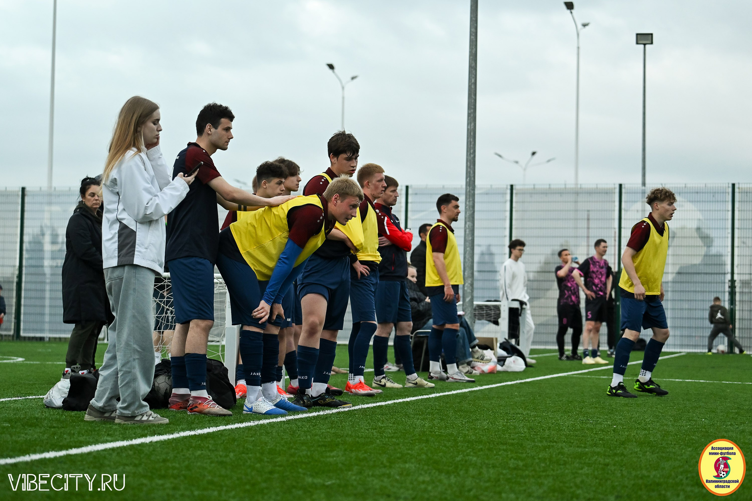 ИГРЫ МИНИ-ФУТБОЛЬНОЙ ЛИГИ. VIBECITY.RU Вайб Сити Ру Фоторепортажи Фотоотчеты Калининград