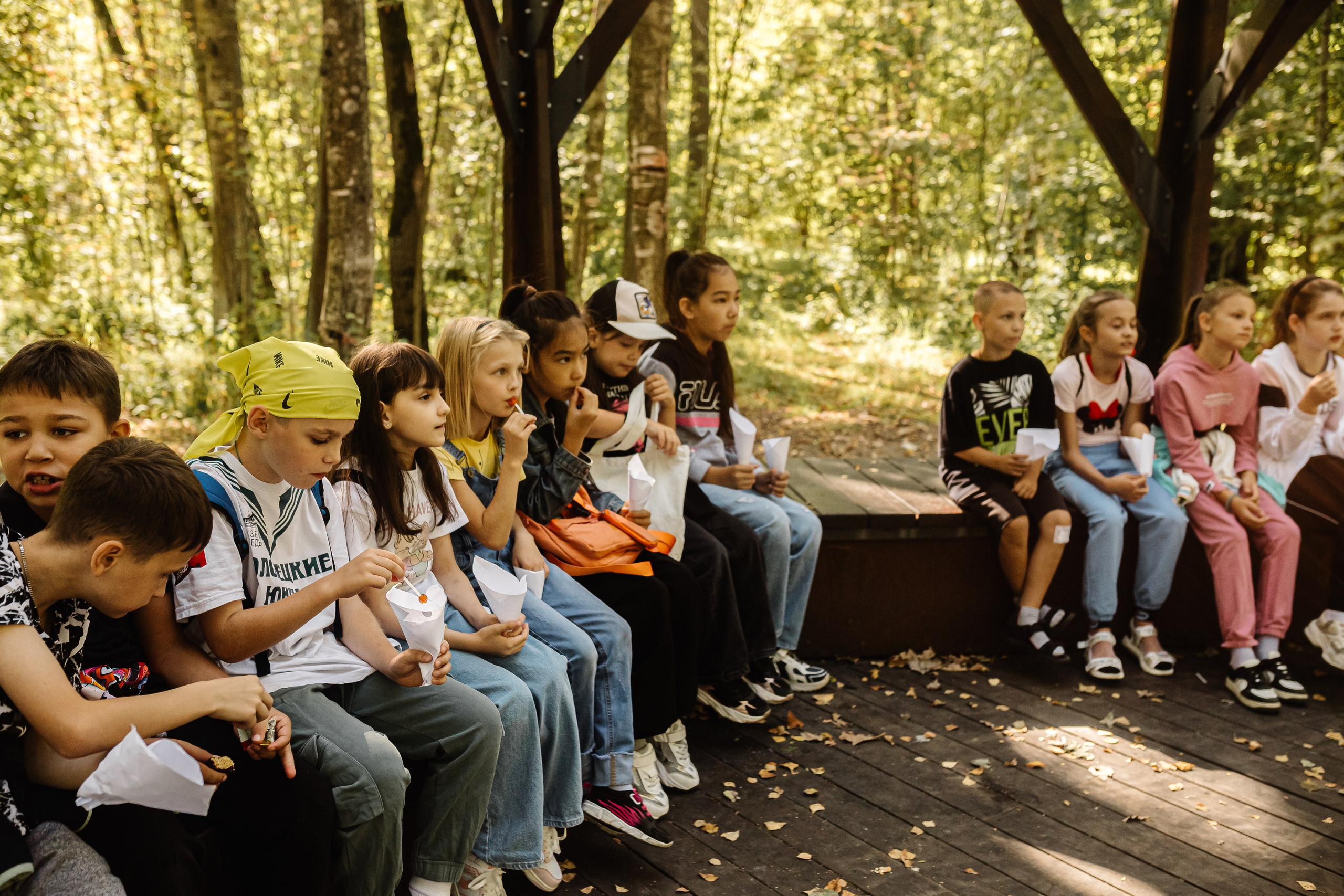 Репортаж школьной прогулки в парке. Семейный и женский фотограф в Москве Надежда Воробьева