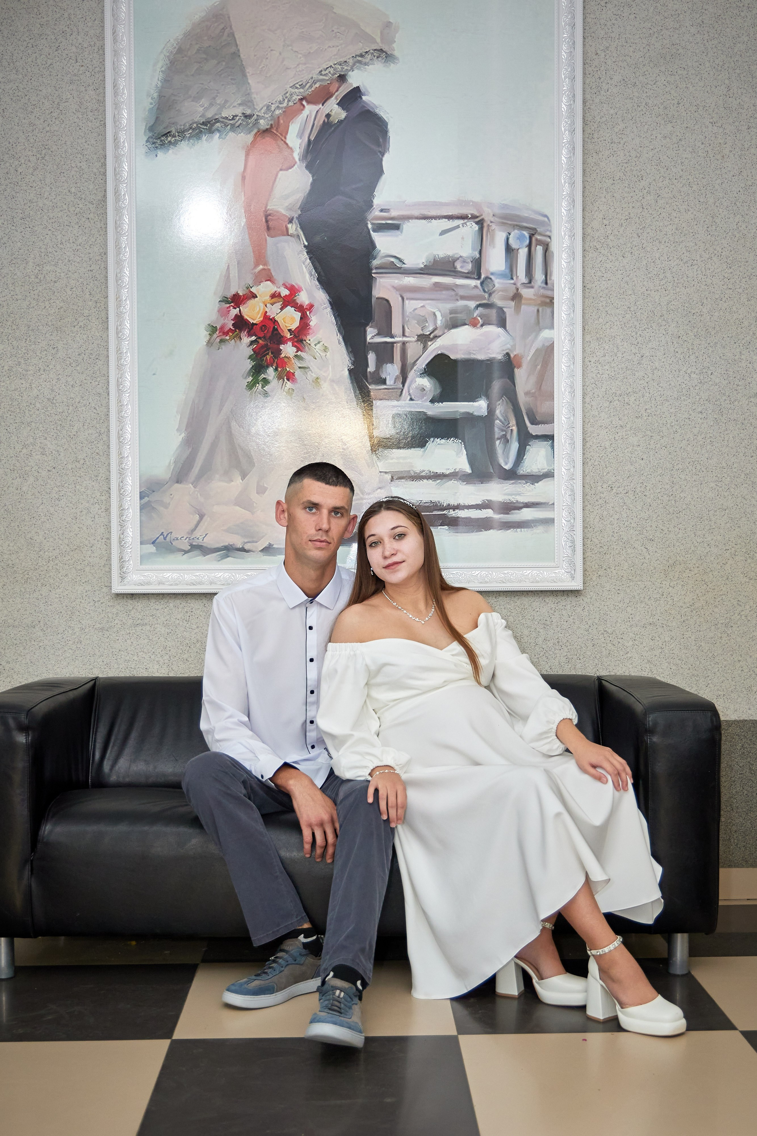 Фотосъемка в ЗАГСе, прогулка молодых, банкет