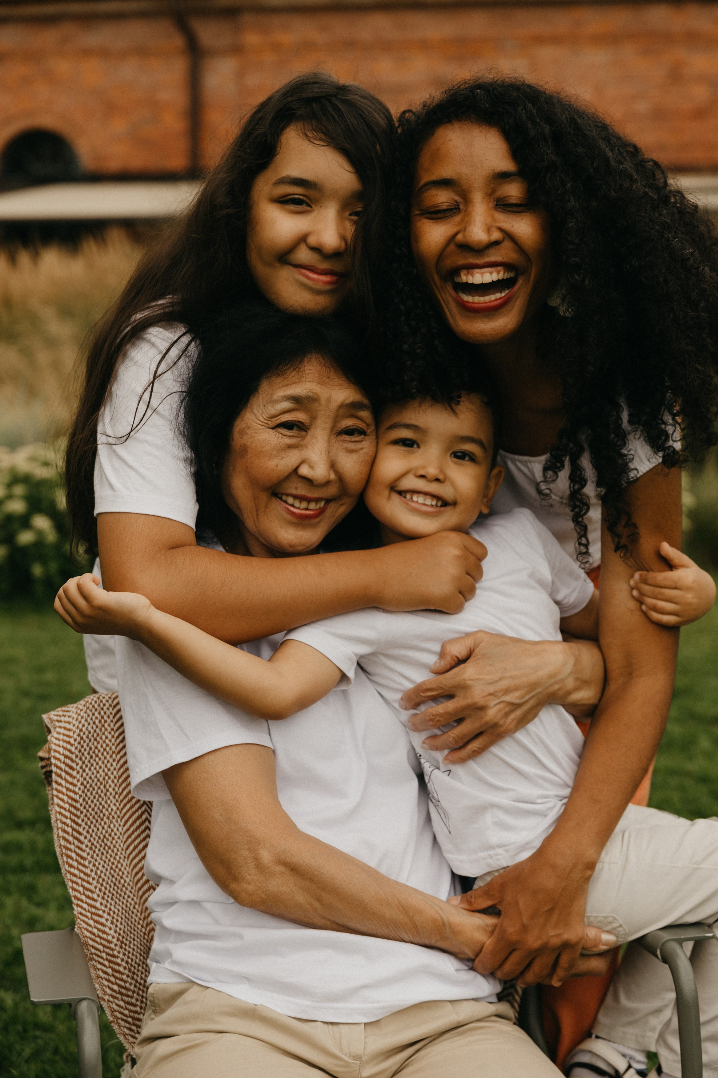 Лида, Антонина, Эвелина, Даня. Главная