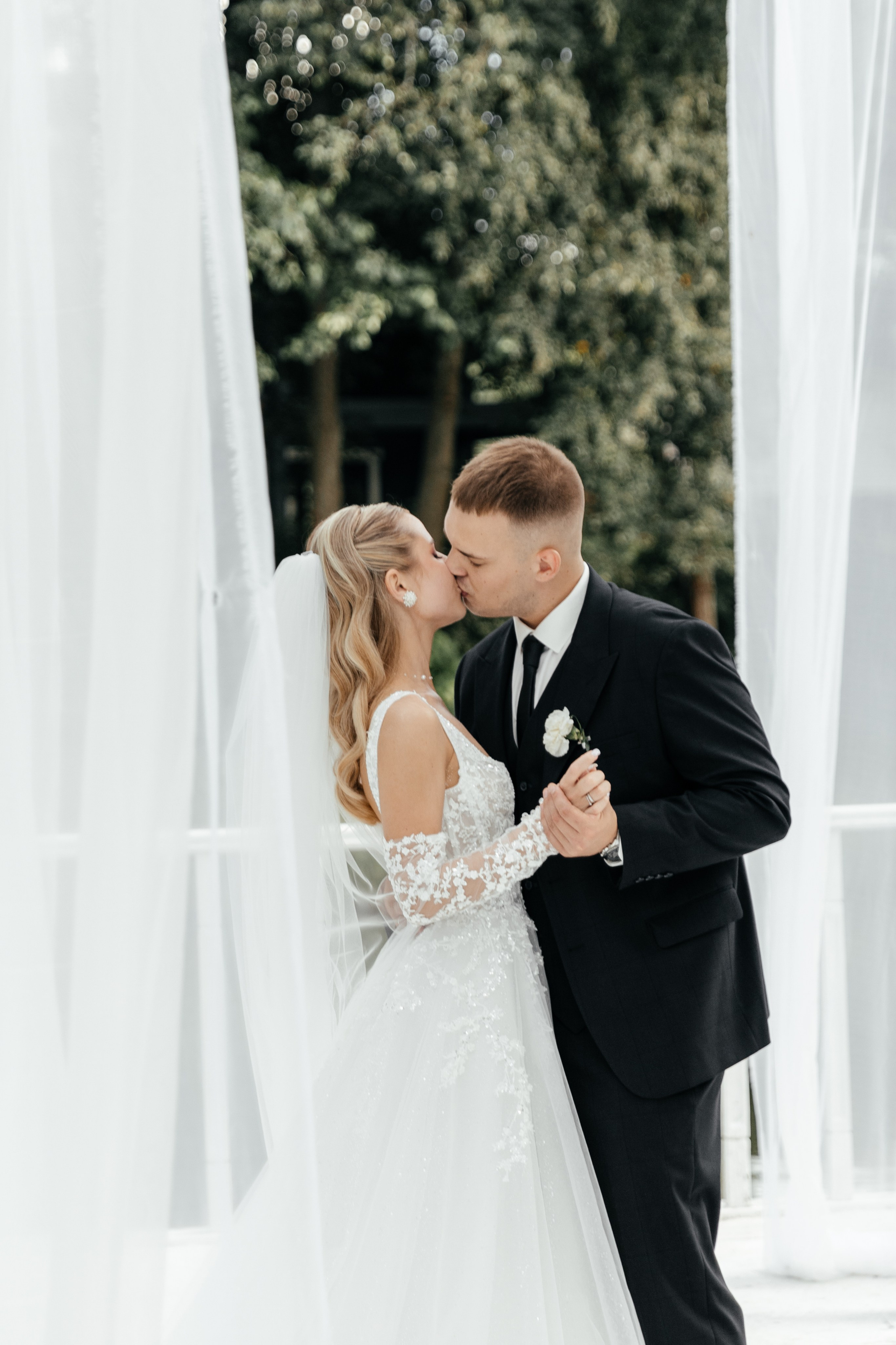 Лера и Денис | Эко-клуб Голицино. Свадебный фотограф Ангелина Зотова | Обнинск, Москва, Калуга