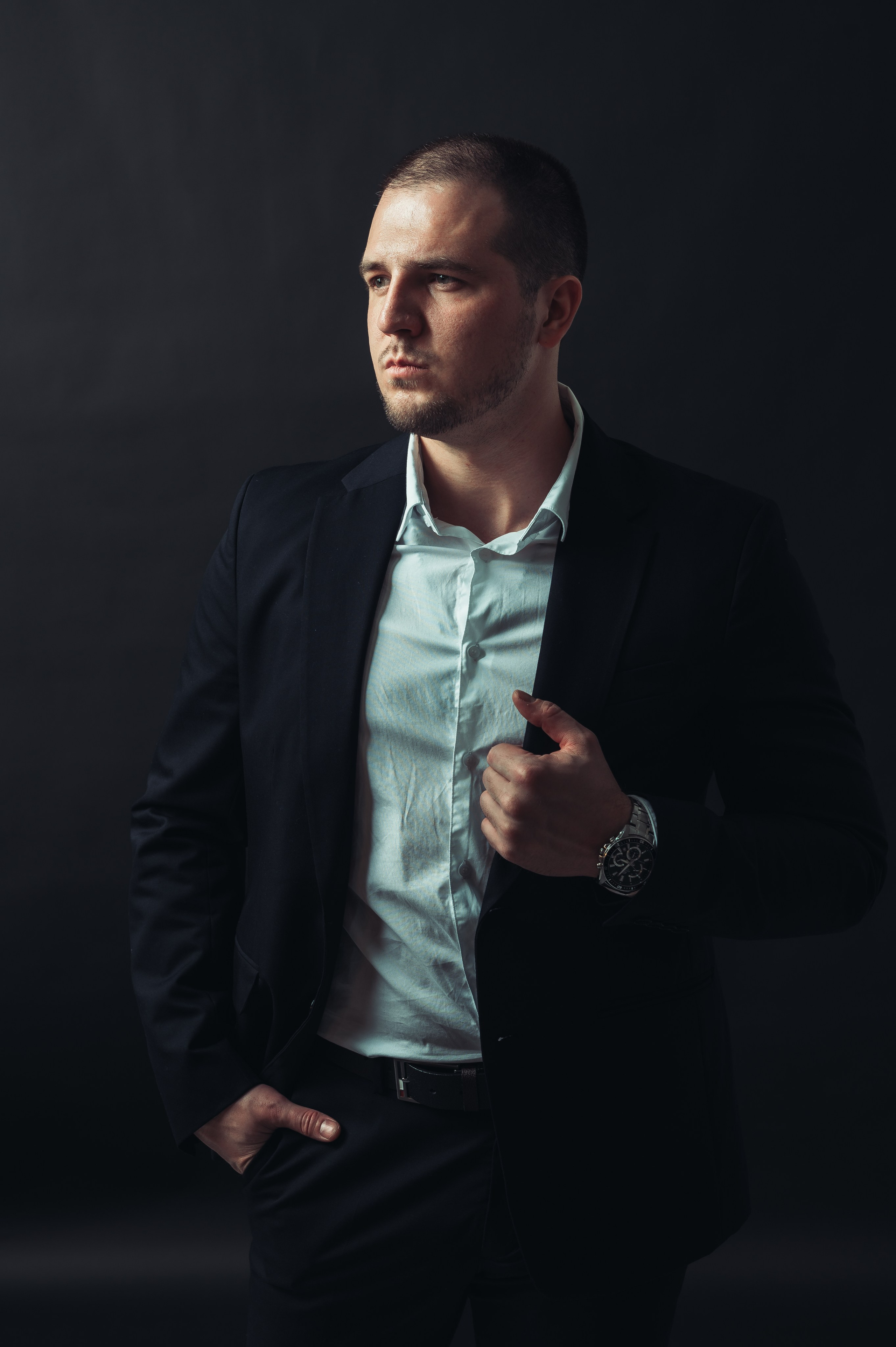 Никита Пустовалов — портретная съёмка. Иван Кубик — фотограф и видеограф