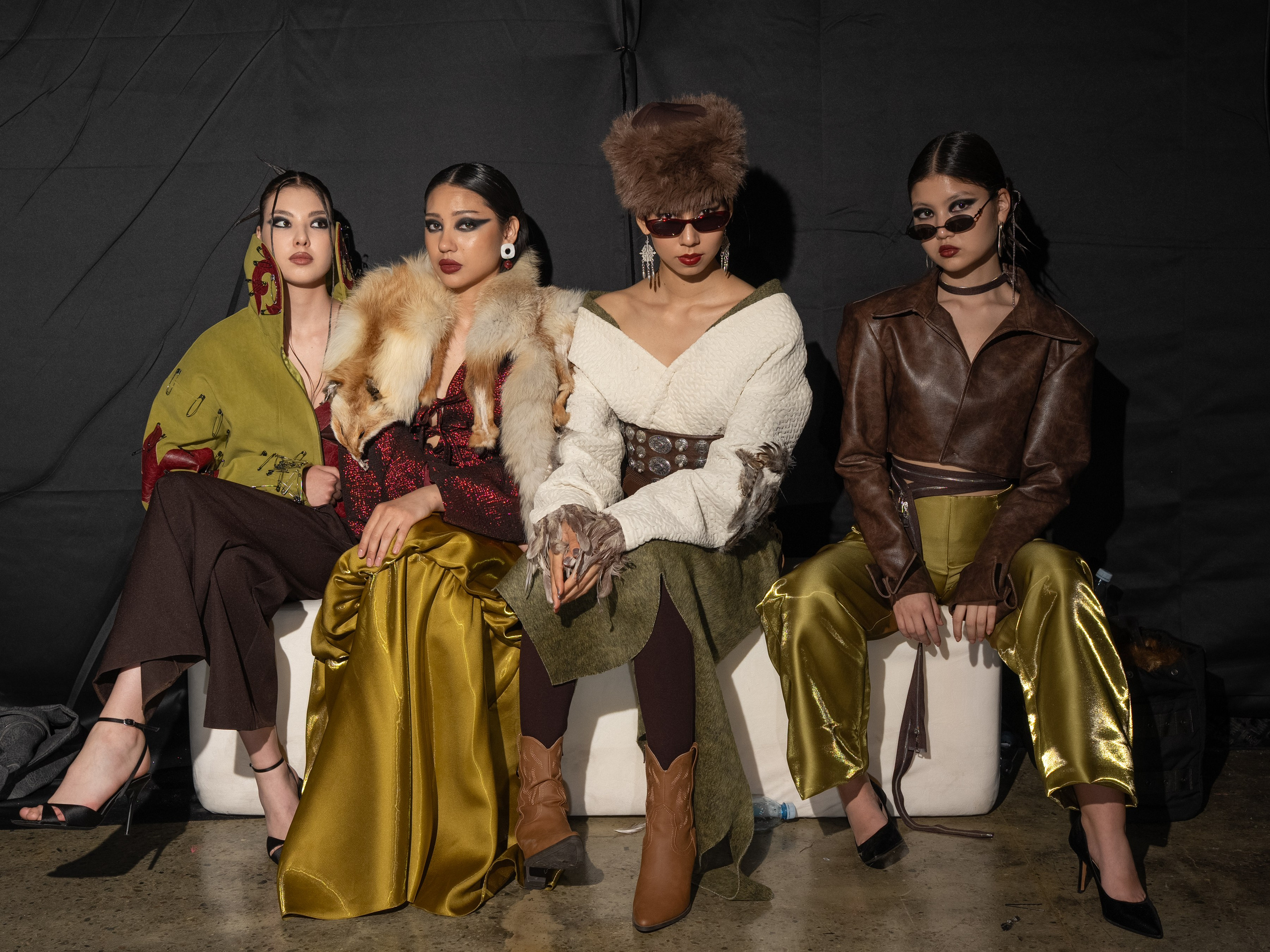 Visa Fashion week Almaty Backstage Day 3. Сайт Алматинского НЮ АРТ, будуар и фэшн фотографа Дениса Карпенко