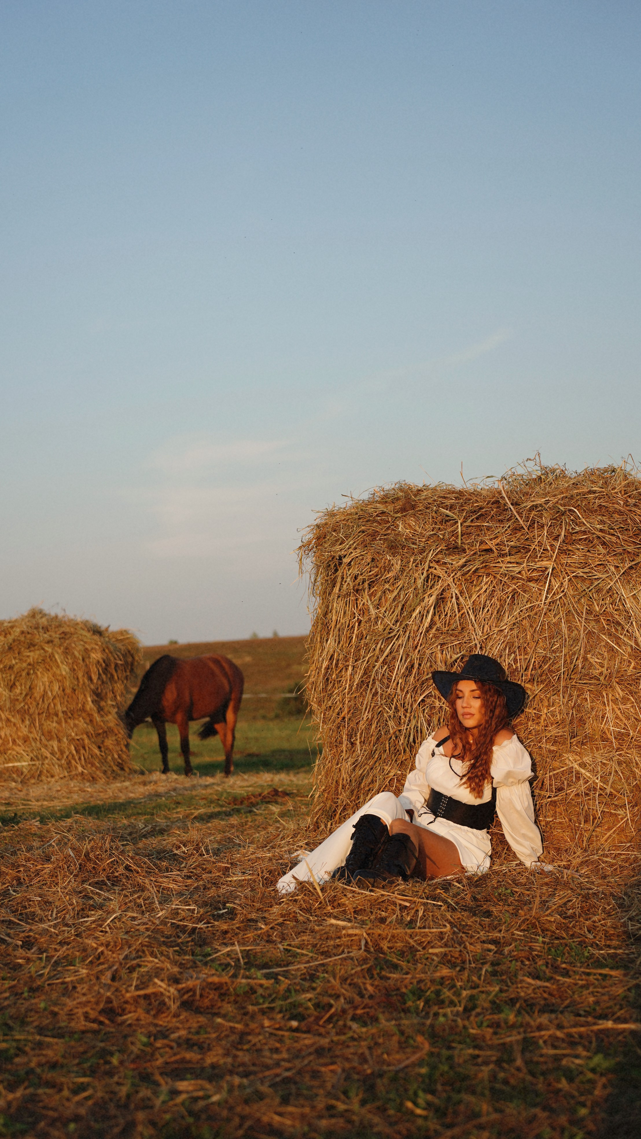 С лошадьми. Главная