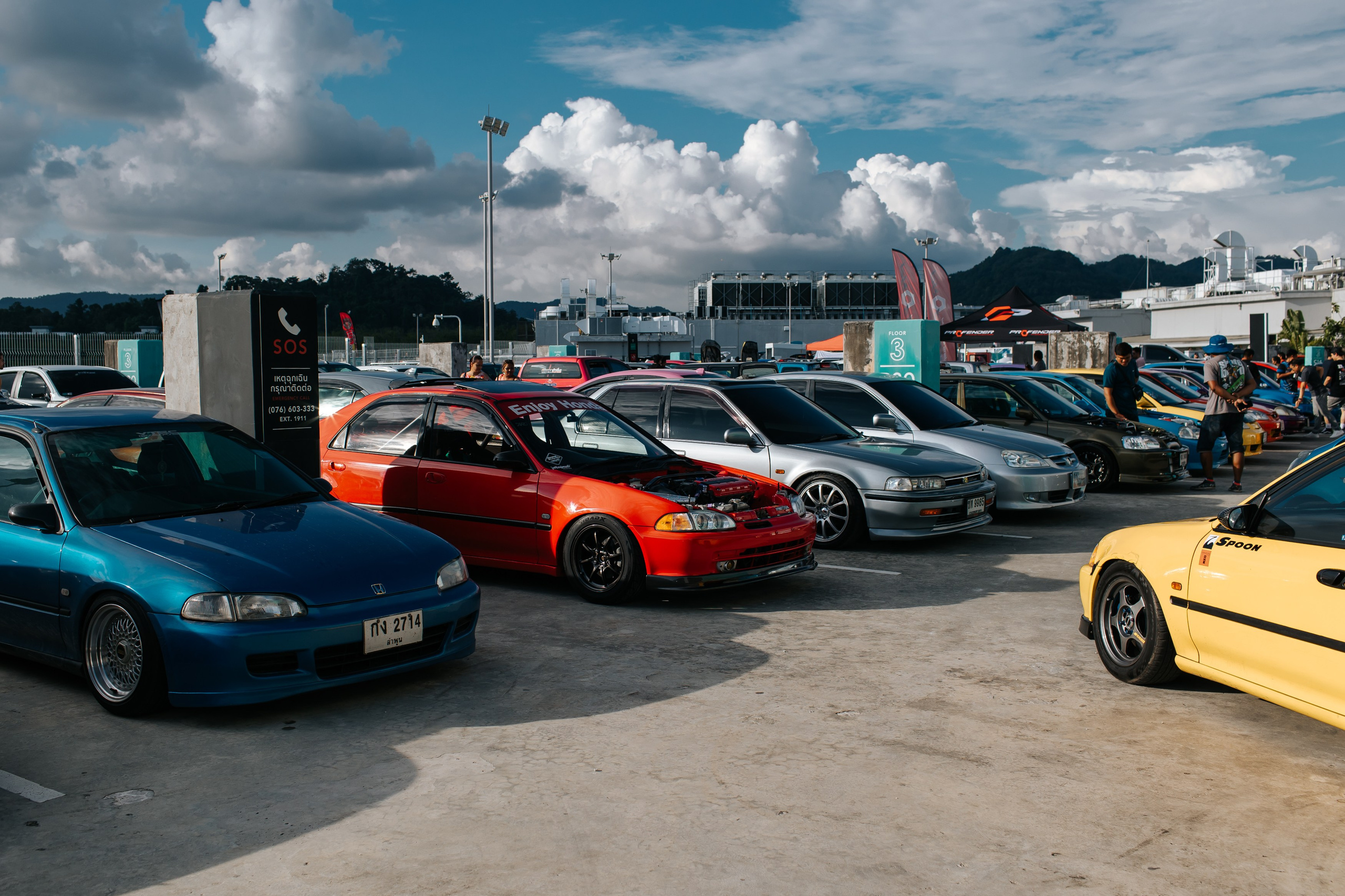 Phuket Meetingcar 4. Фотограф в на Пхукете Сергей Войлоков