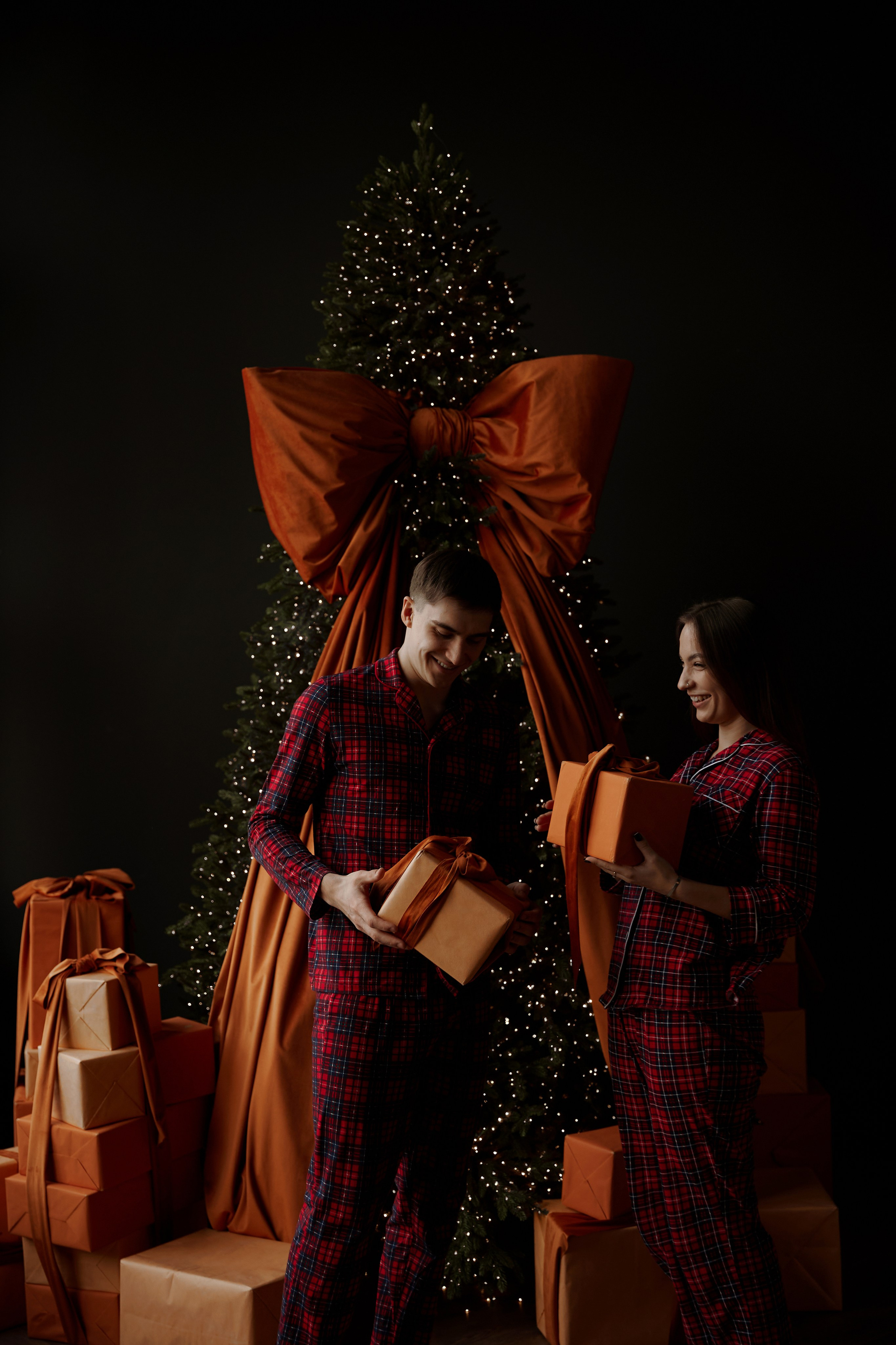 Евгений и Мира. Фотограф женского портрета, беременности и материнства Харькова Елена