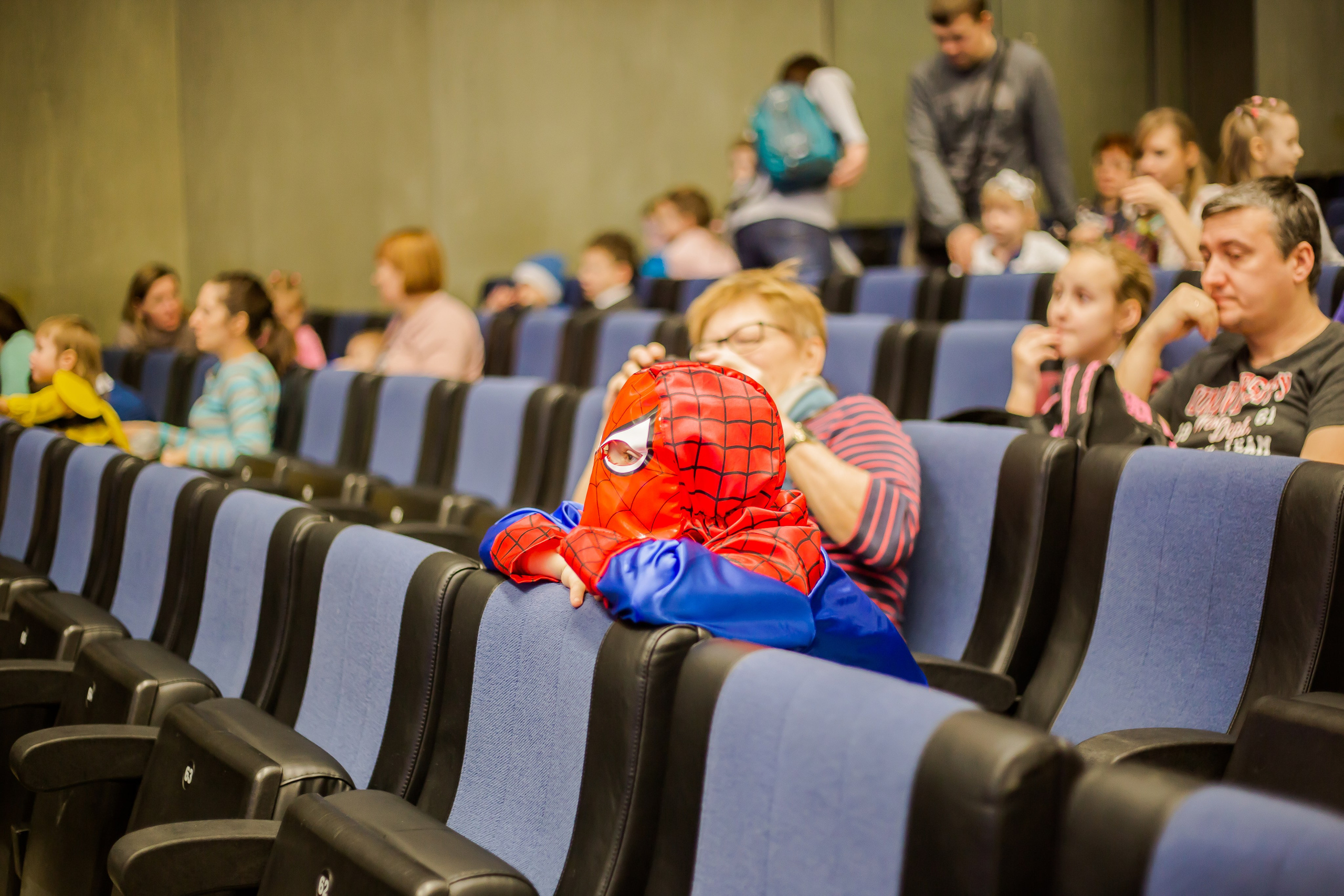 Репортаж — детская елка в БКЗ. Свадебный и семейный фотограф в Санкт-Петербурге Макеева Наталья