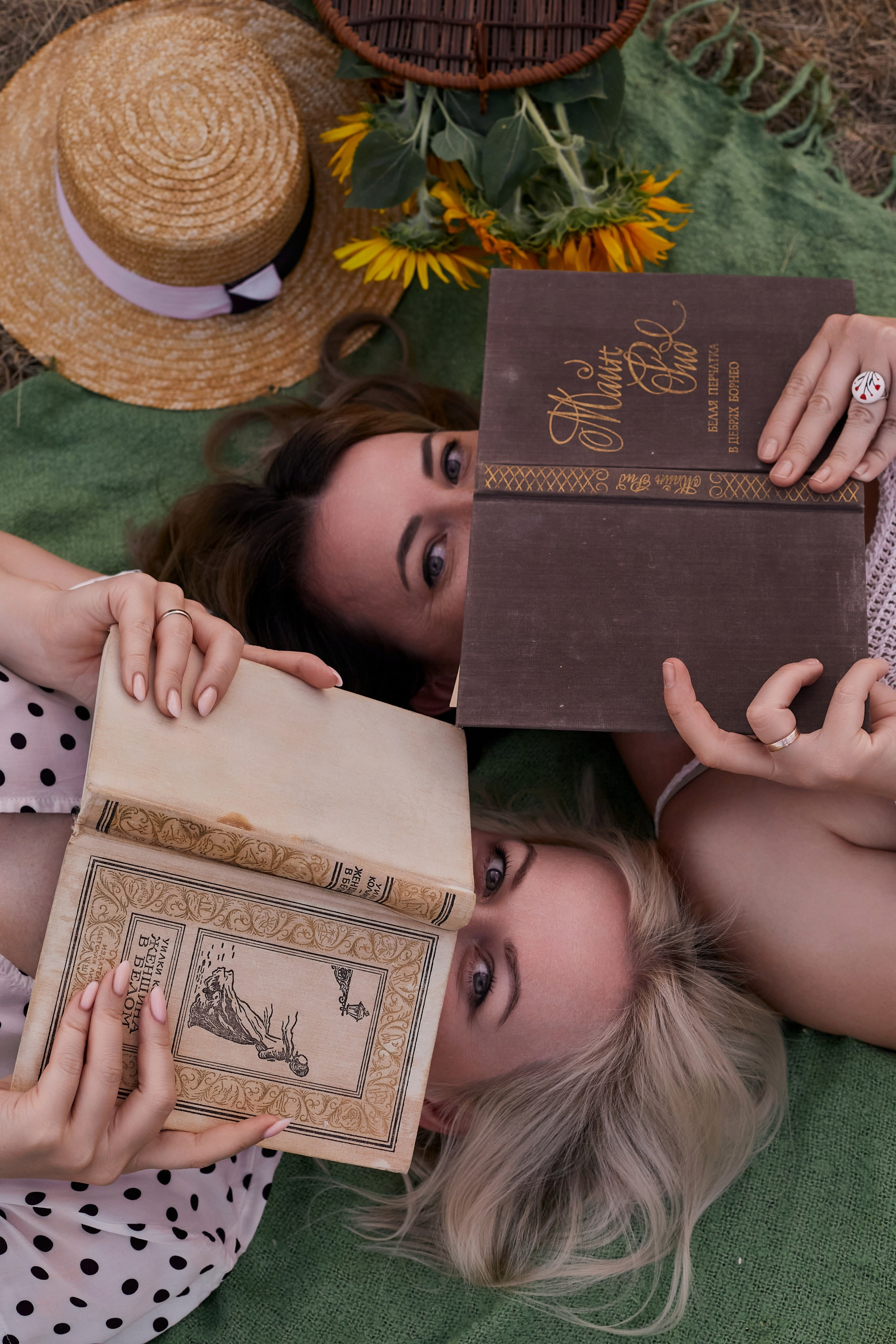 «Про настоящую женскую дружбу». Свадебный и креативный фотограф в ЮФО и МСК