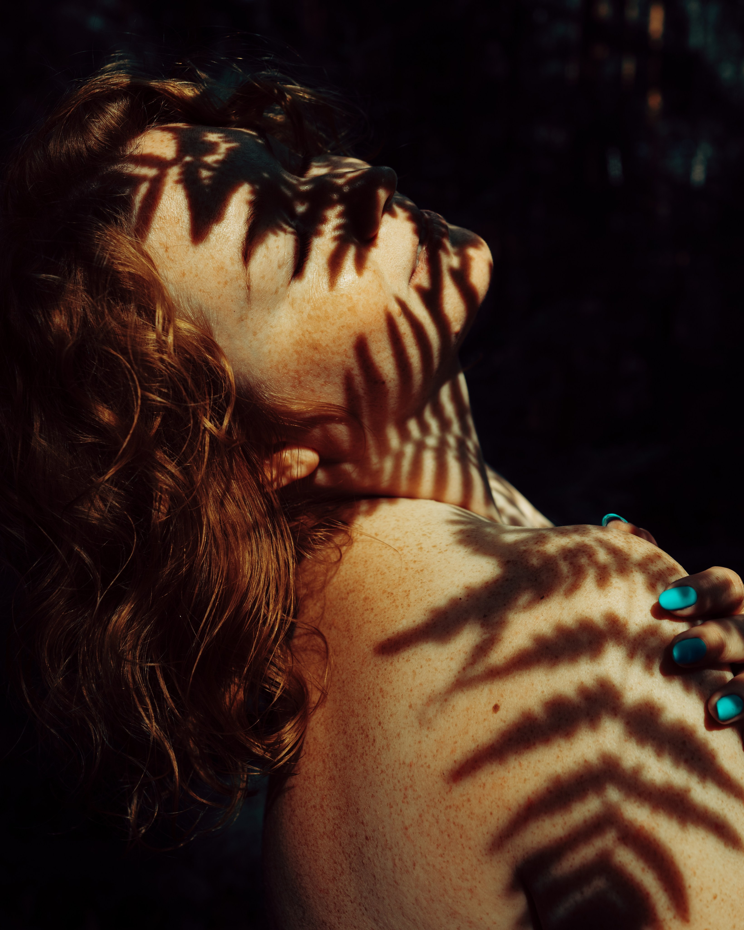 Женская съёмка в лесу. Фотоведьма Дарья Нечинская