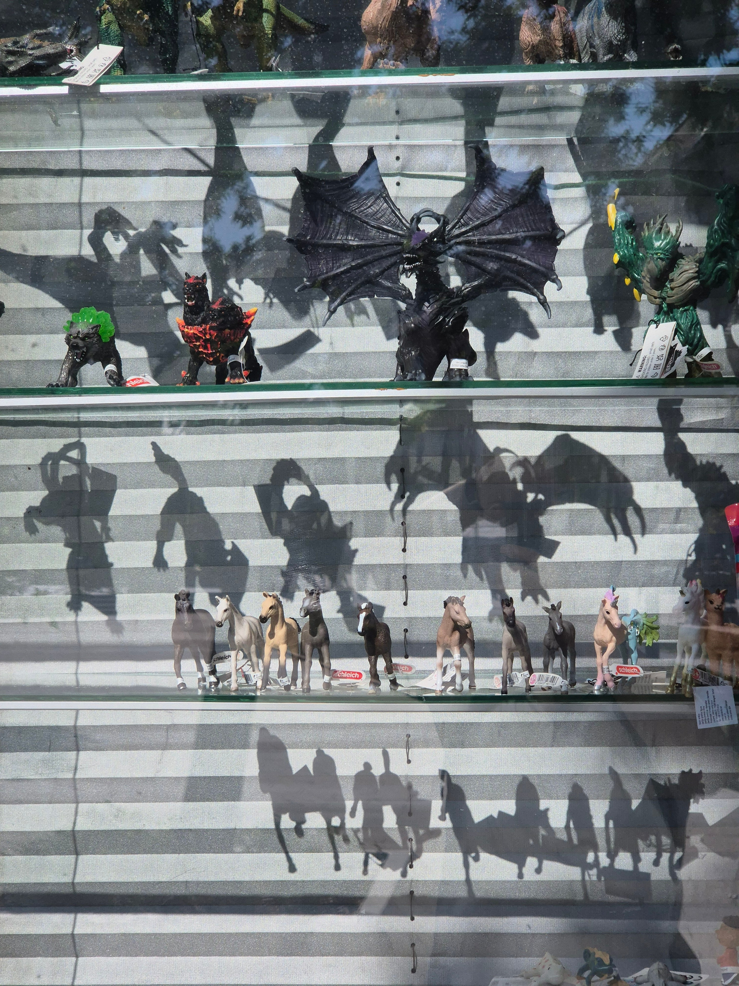 Игра драконов и их теней