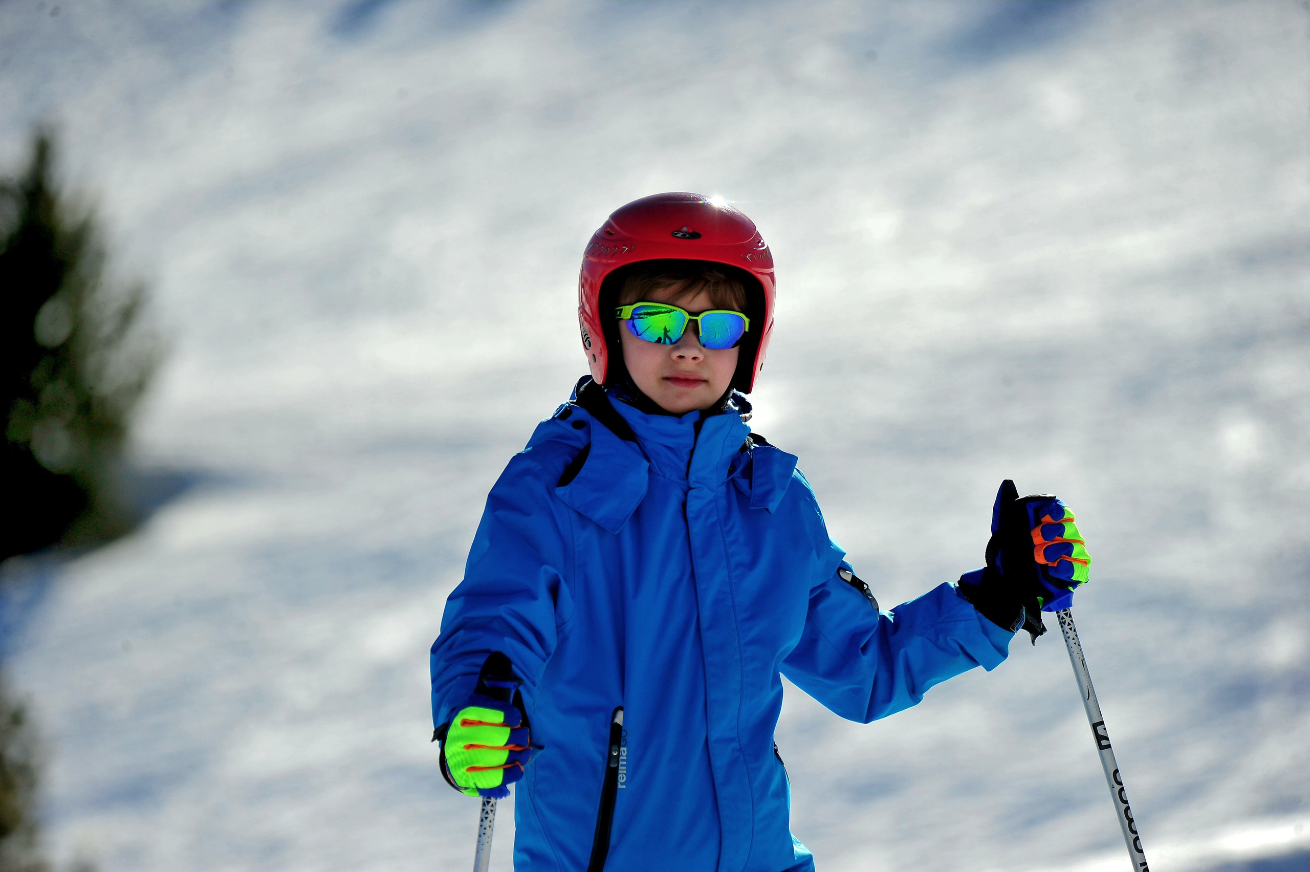 Но когда день безветренный и солнечный - нужны легкие куртки