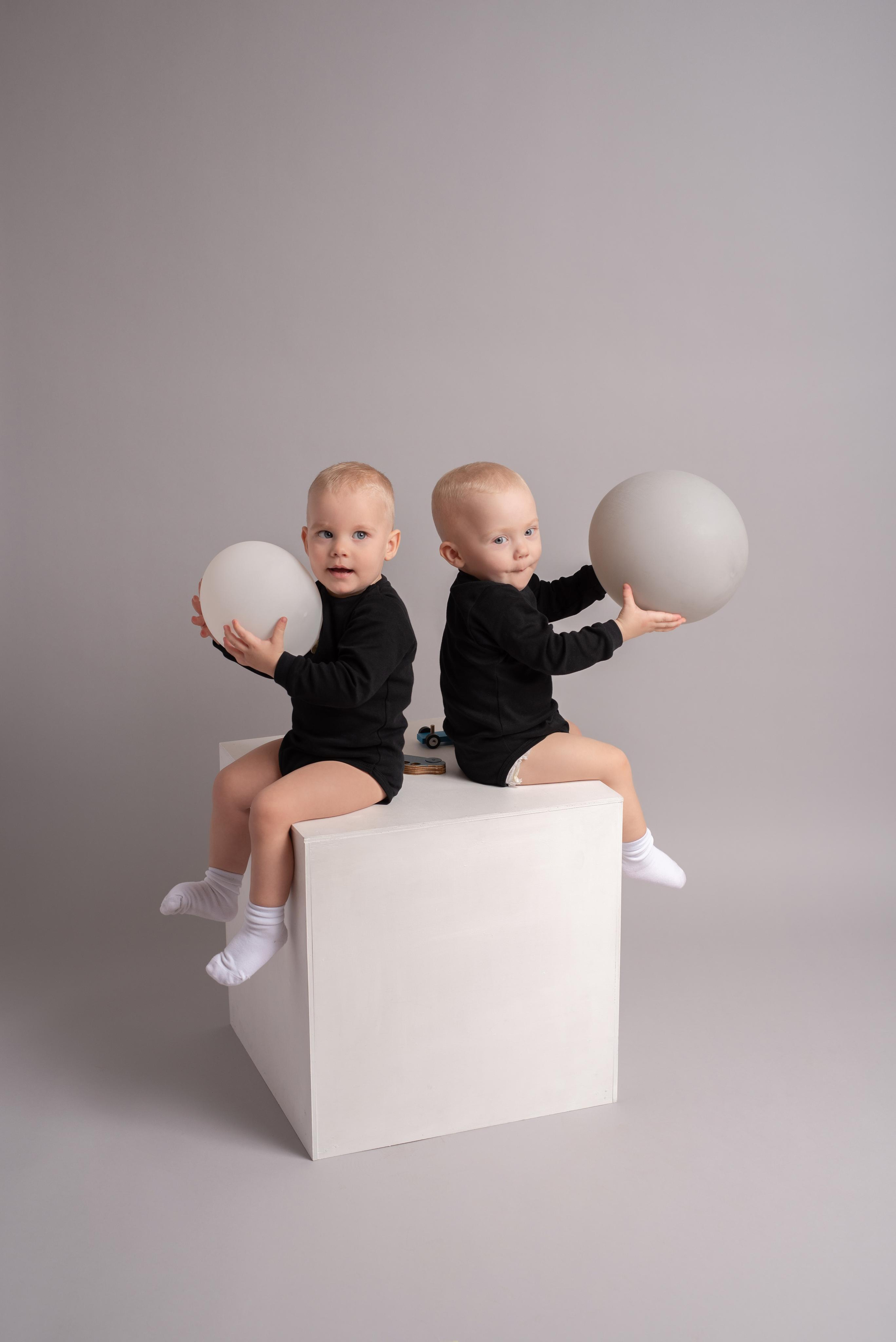 Black-mama. Фотограф новорожденных и детский фотограф в Екатеринбурге Ксени