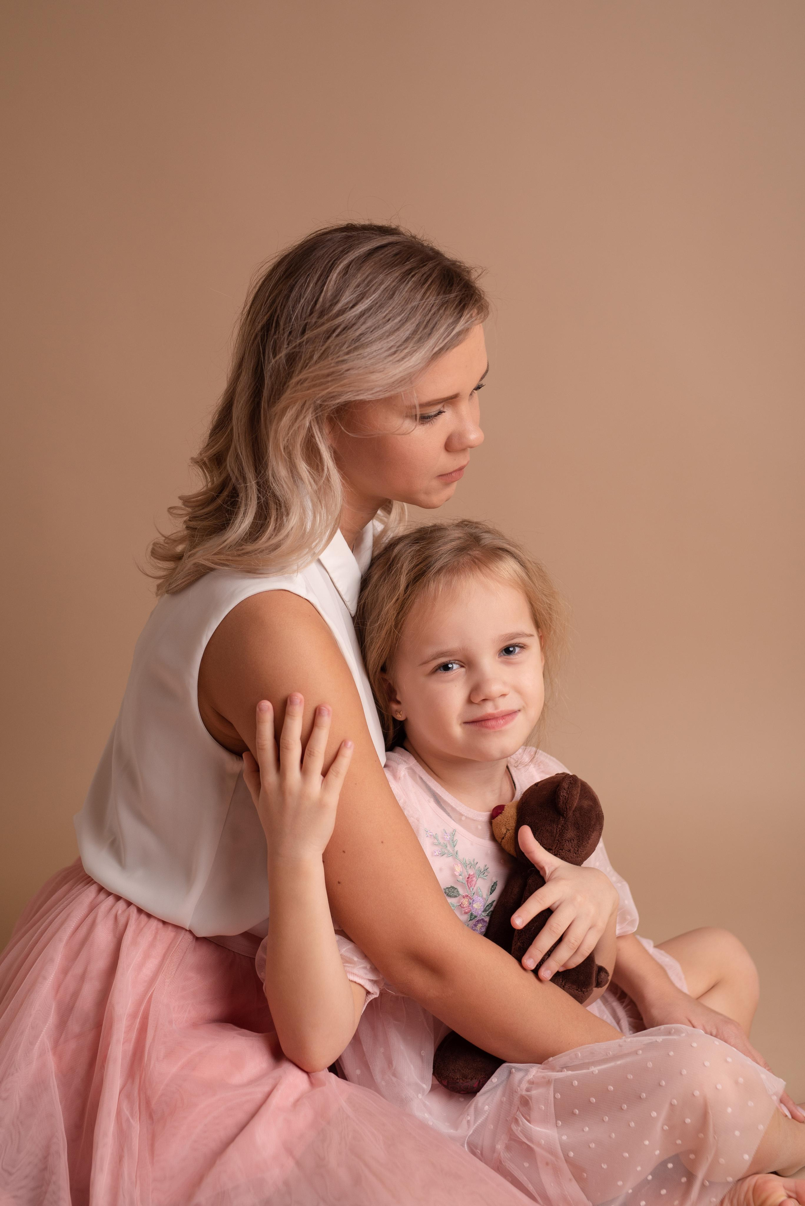 Мама-дочь. Фотограф новорожденных и детский фотограф в Екатеринбурге Ксени