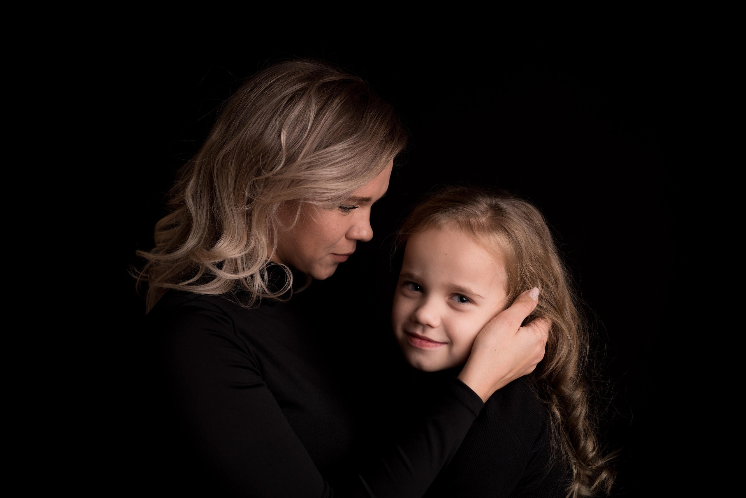 Мама-дочь. Фотограф новорожденных и детский фотограф в Екатеринбурге Ксени