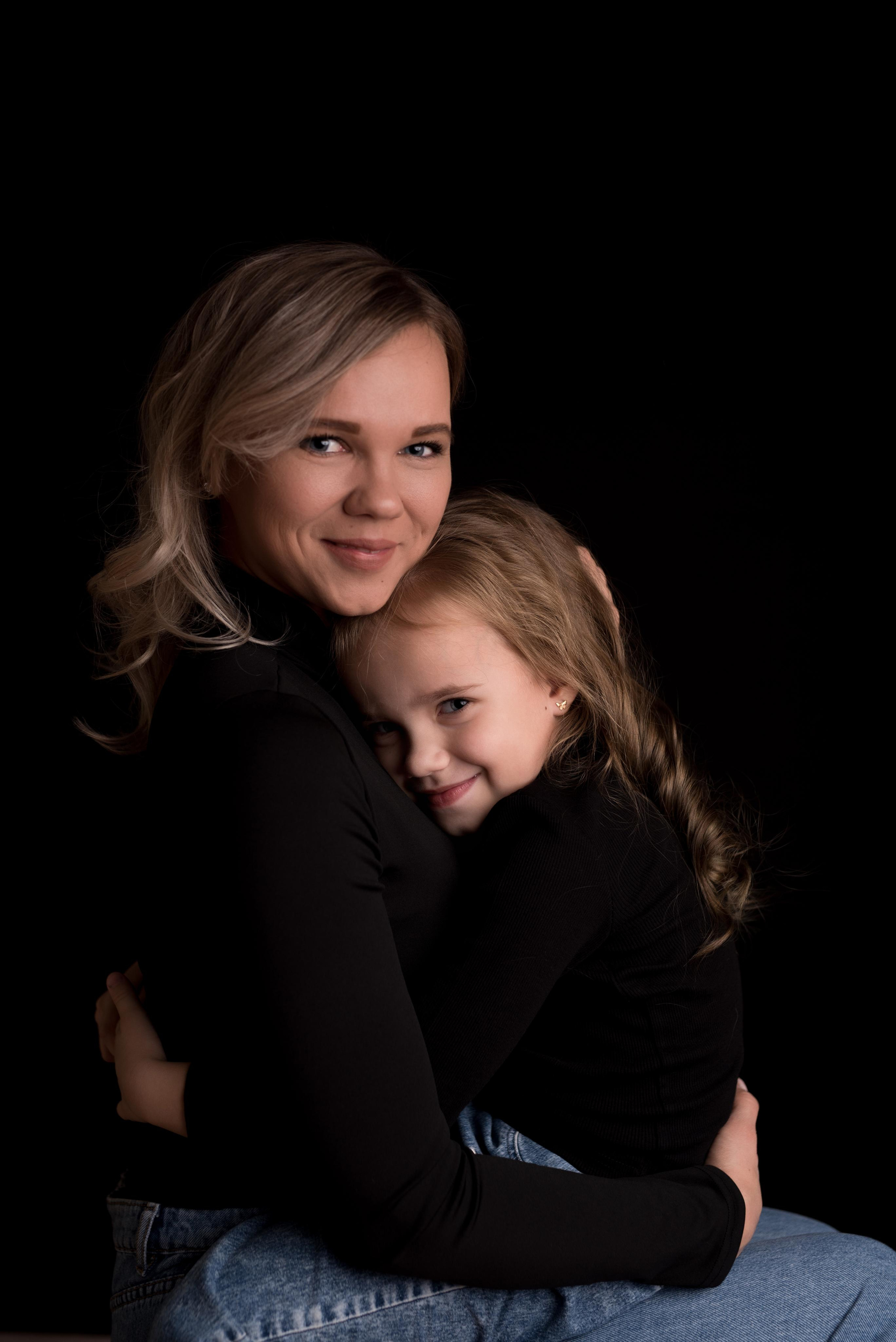 Мама-дочь. Фотограф новорожденных и детский фотограф в Екатеринбурге Ксени