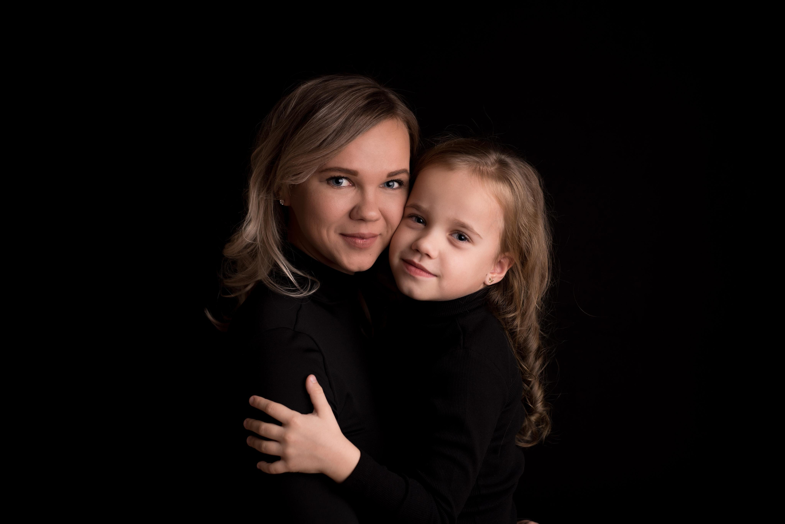 Мама-дочь. Фотограф новорожденных и детский фотограф в Екатеринбурге Ксени