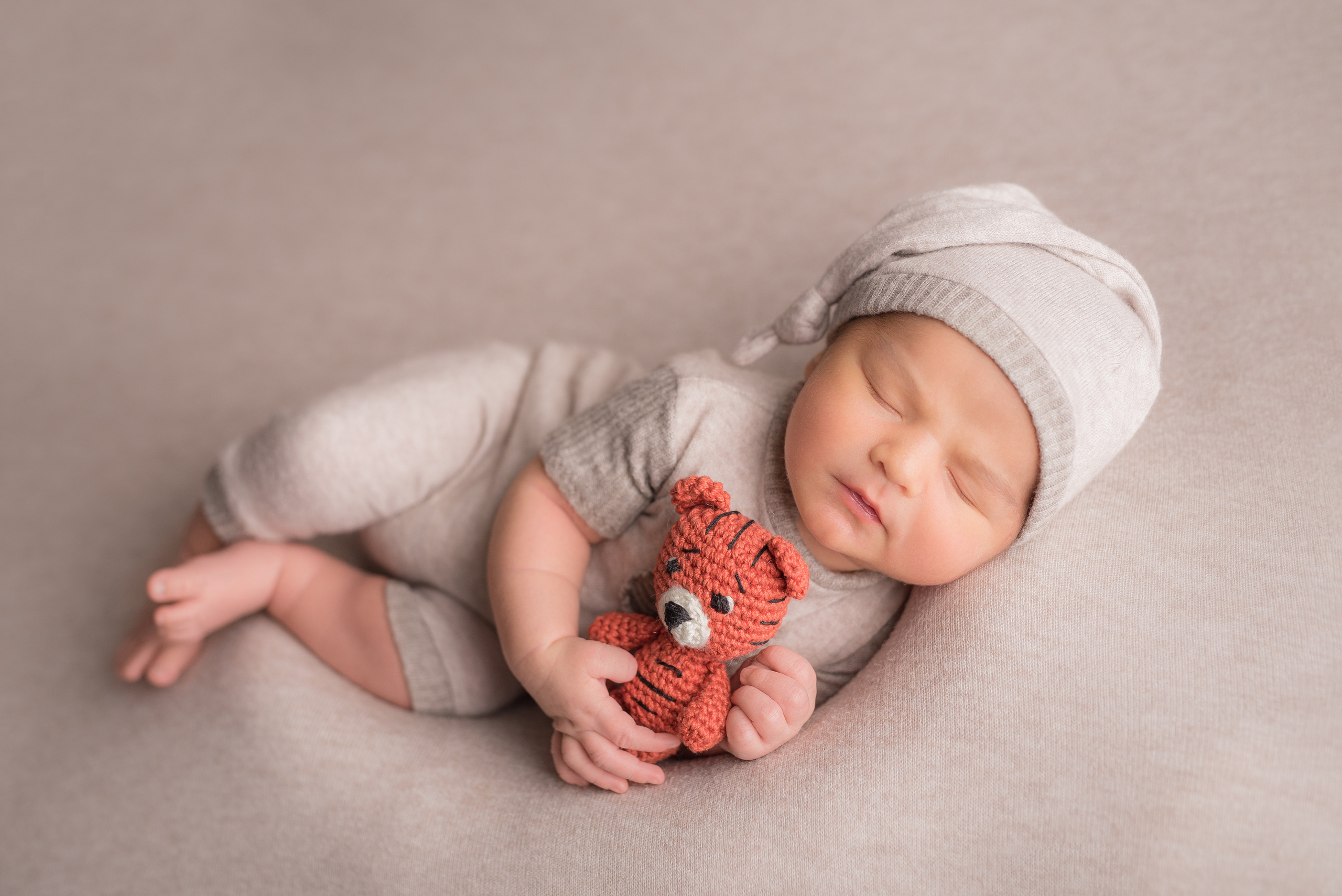 Лев. Фотограф новорожденных и детский фотограф в Екатеринбурге Ксени