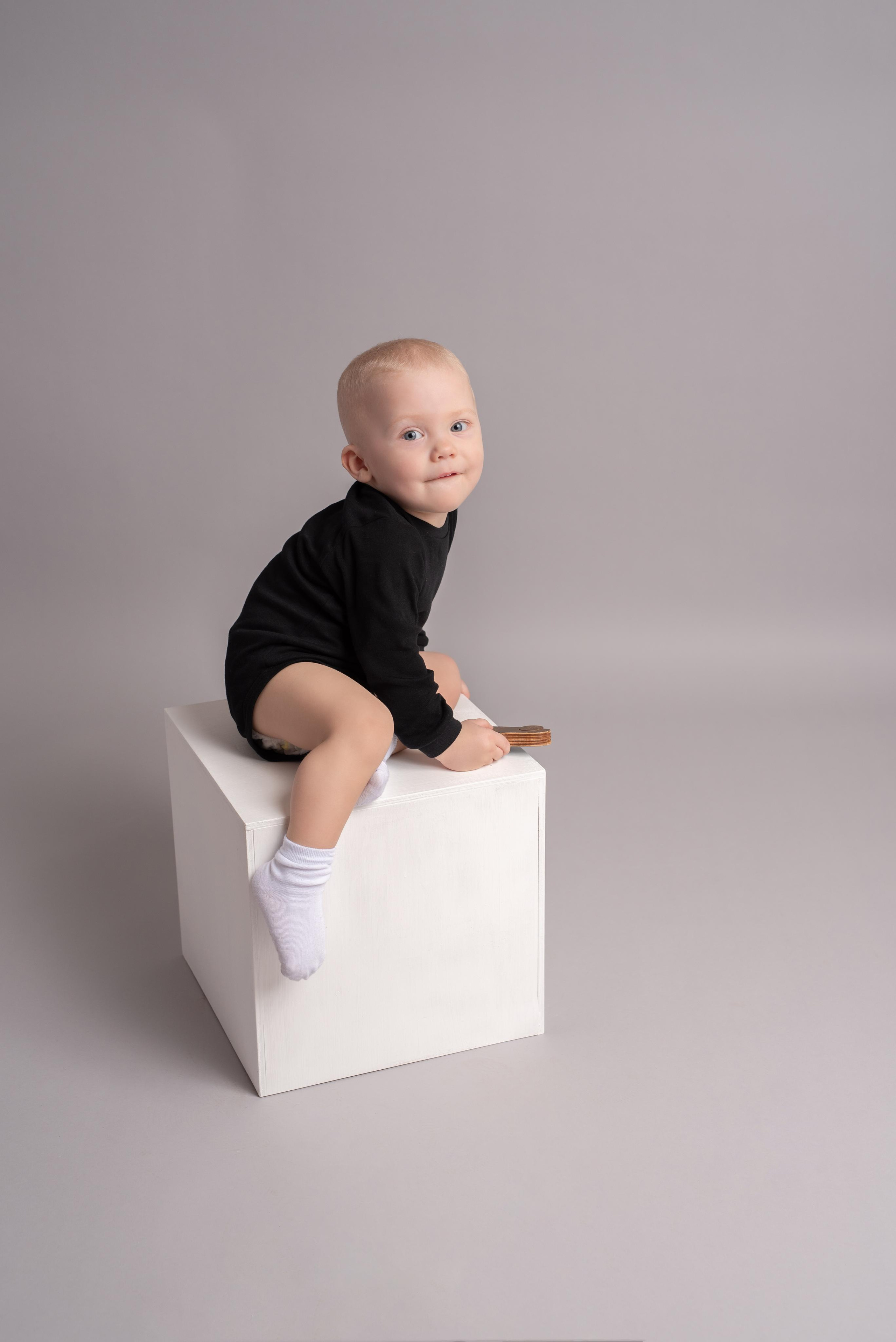 Black-mama. Фотограф новорожденных и детский фотограф в Екатеринбурге Ксени