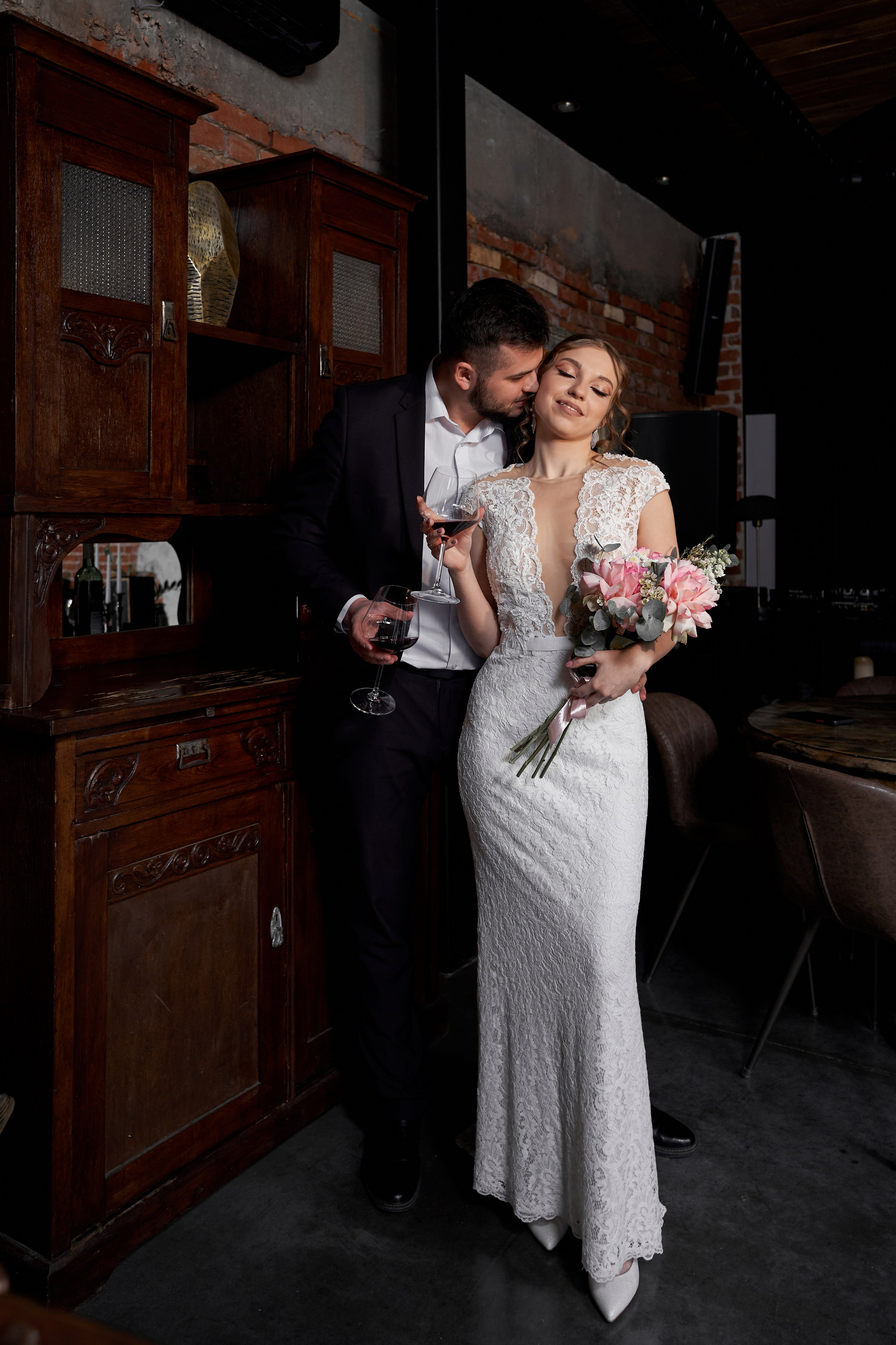 Свадебная фотосессия Дмитрия и Анны в Воронеже. Свадебный фотограф Евгений Олейников в Воронеже