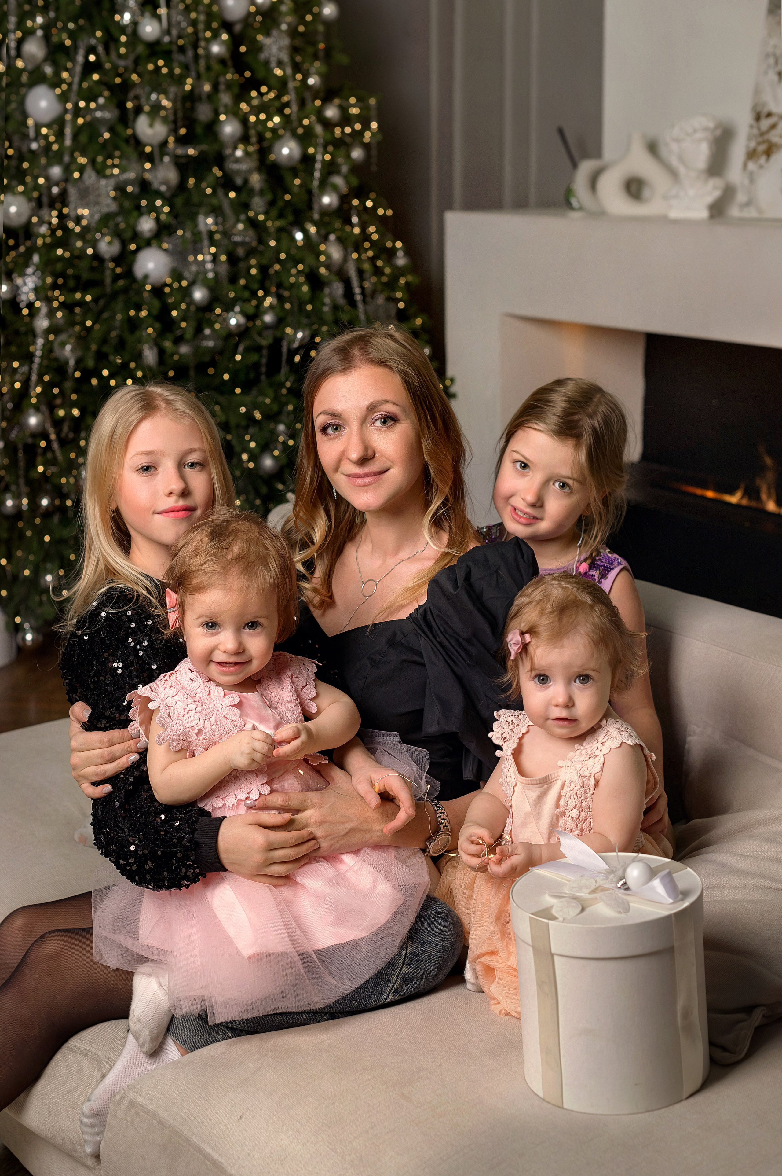 Новогодние студийные. Фотограф на Крещение в Санкт-Петербурге