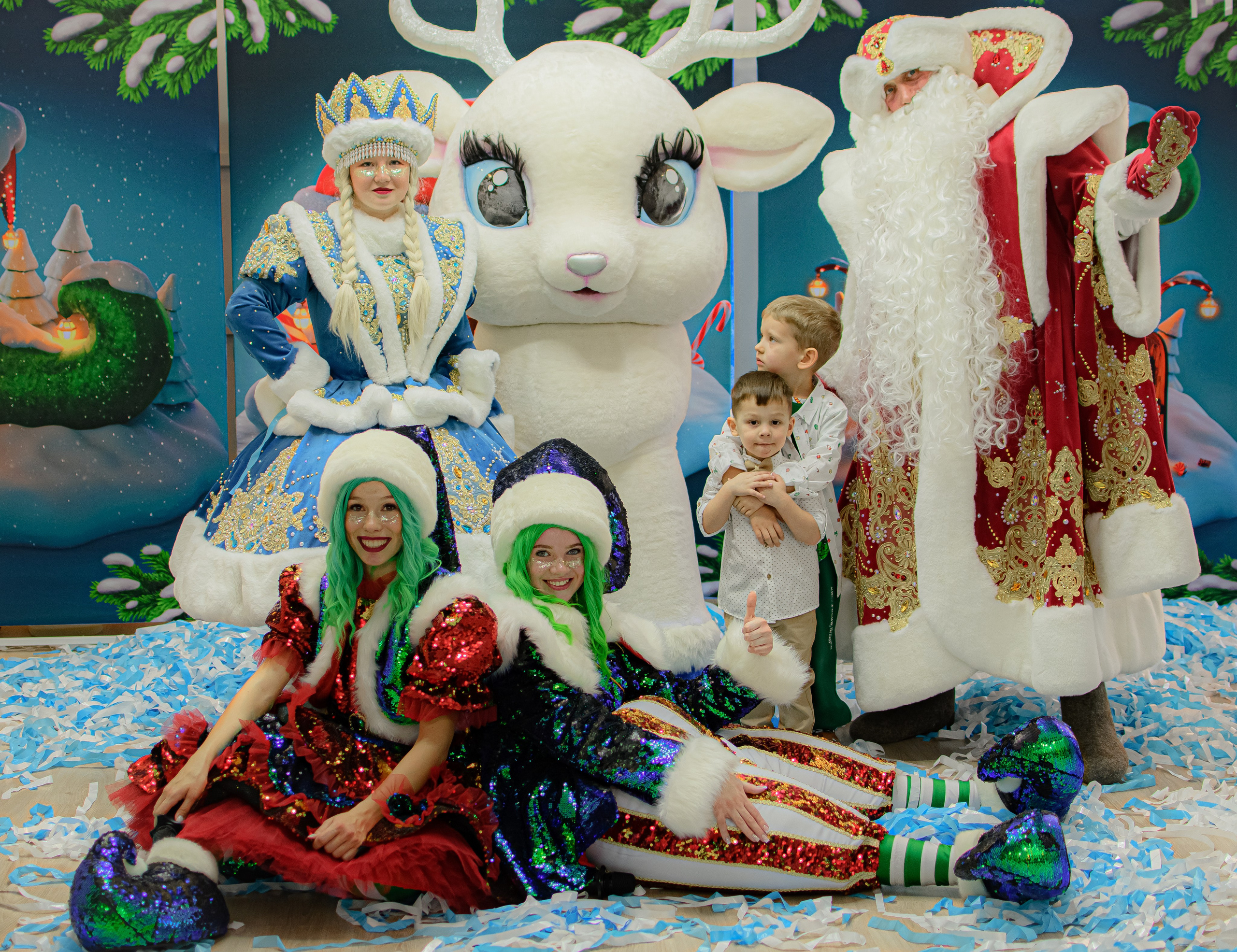 HAPPY NEW YEAR. Photokarish