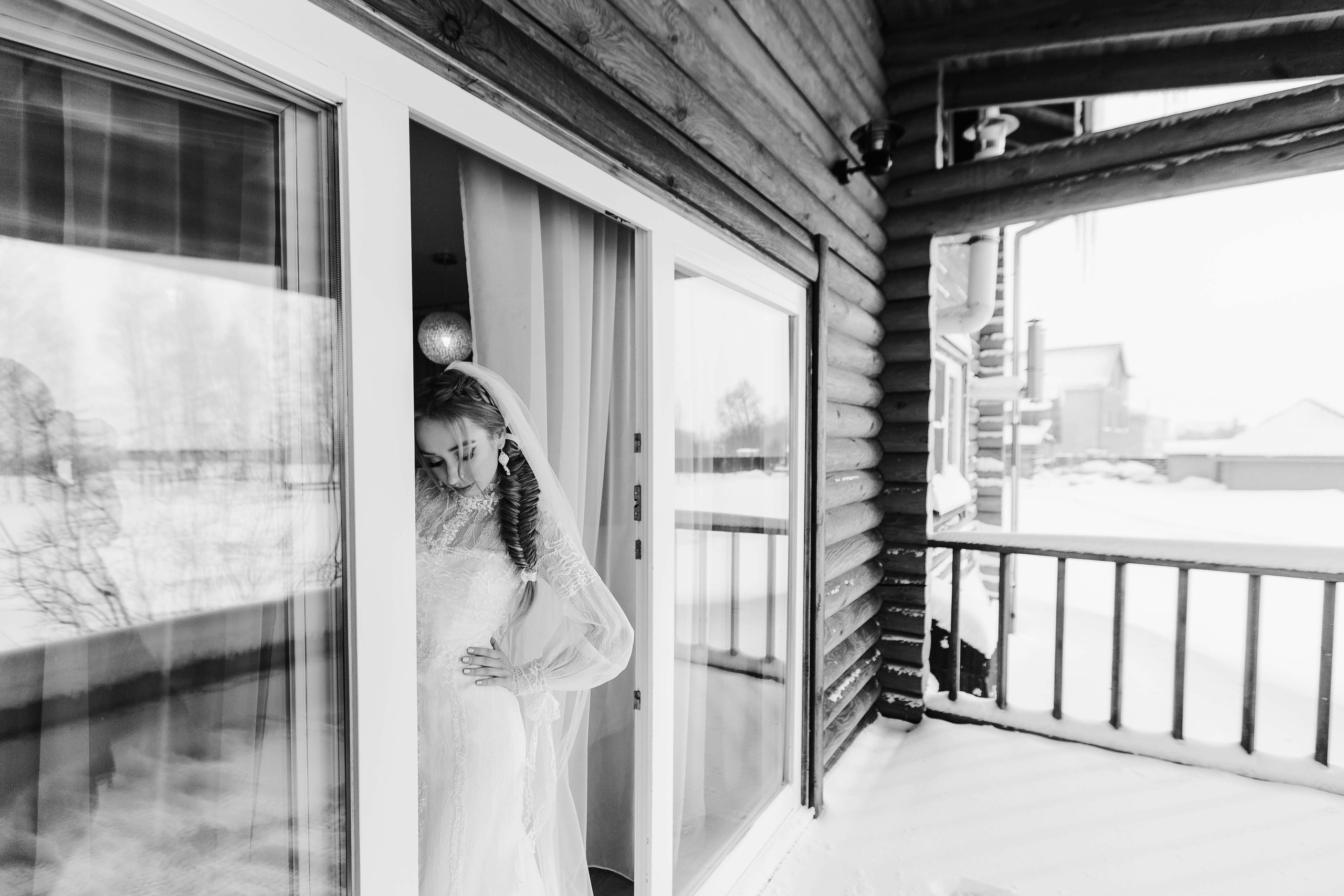 Зимняя свадебная фото и видео съёмка в Гомеле в усадьбе Хорошее место. Свадебный семейный фотограф и видеограф Гомель Минск Беларусь Европа