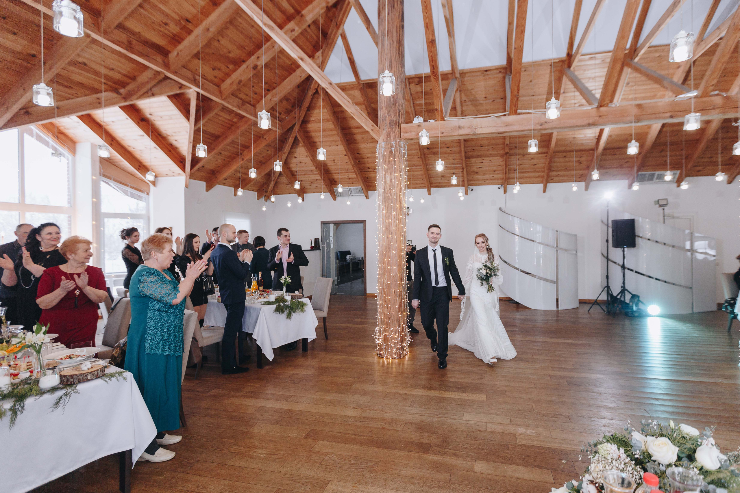 Зимняя свадебная фото и видео съёмка в Гомеле в усадьбе Хорошее место. Свадебный семейный фотограф и видеограф Гомель Минск Беларусь Европа