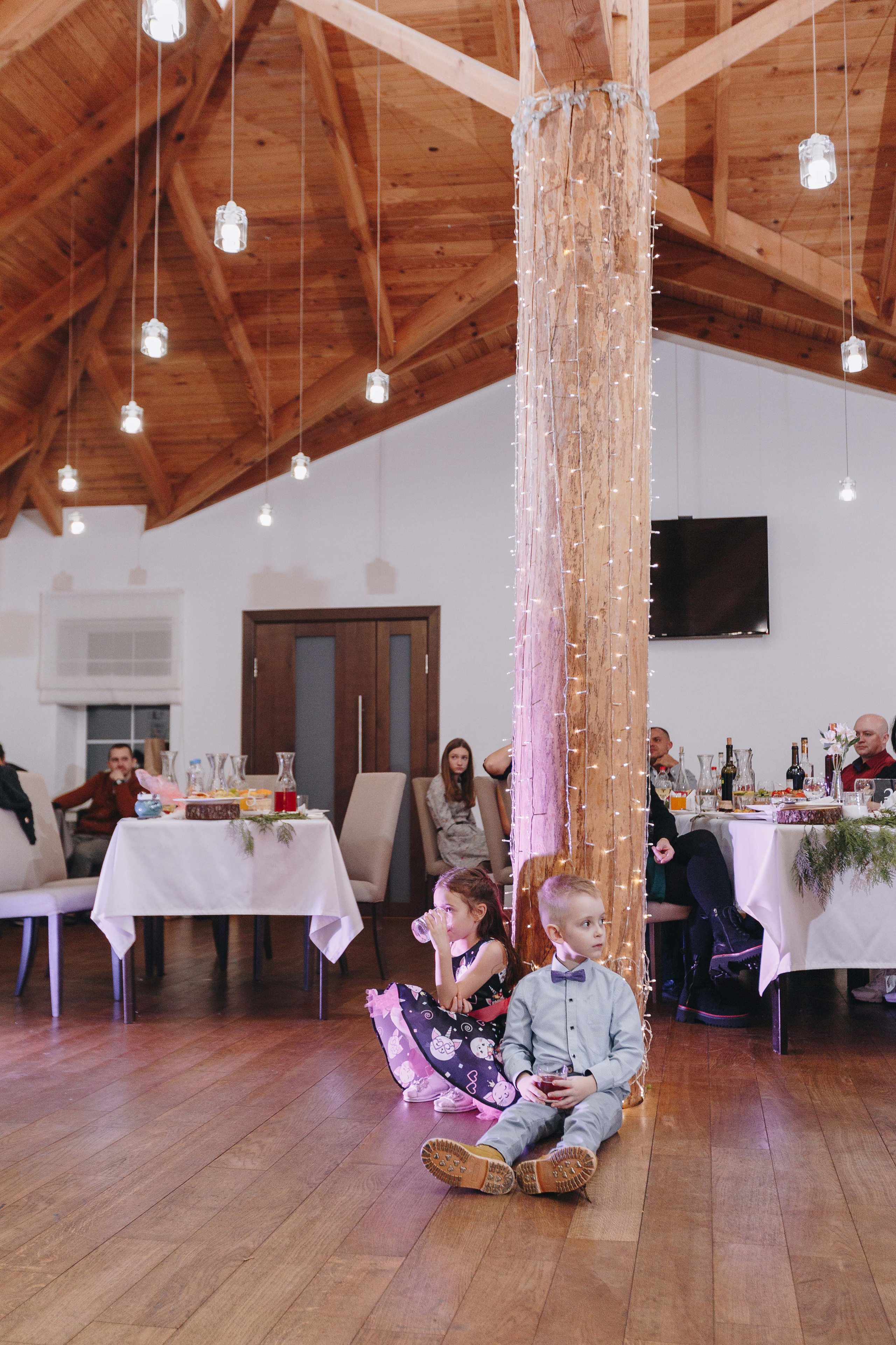 Зимняя свадебная фото и видео съёмка в Гомеле в усадьбе Хорошее место. Свадебный семейный фотограф и видеограф Гомель Минск Беларусь Европа