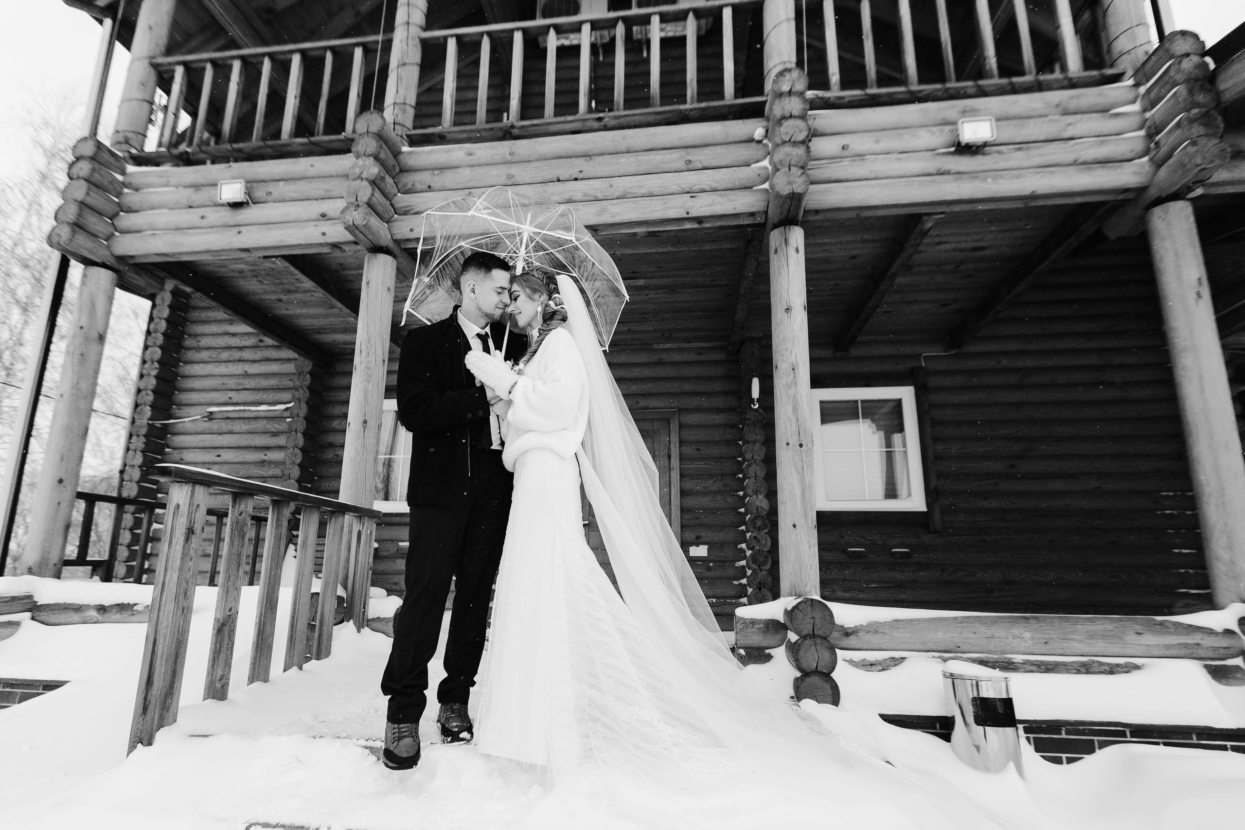 Зимняя свадебная фото и видео съёмка в Гомеле в усадьбе Хорошее место. Свадебный семейный фотограф и видеограф Гомель Минск Беларусь Европа