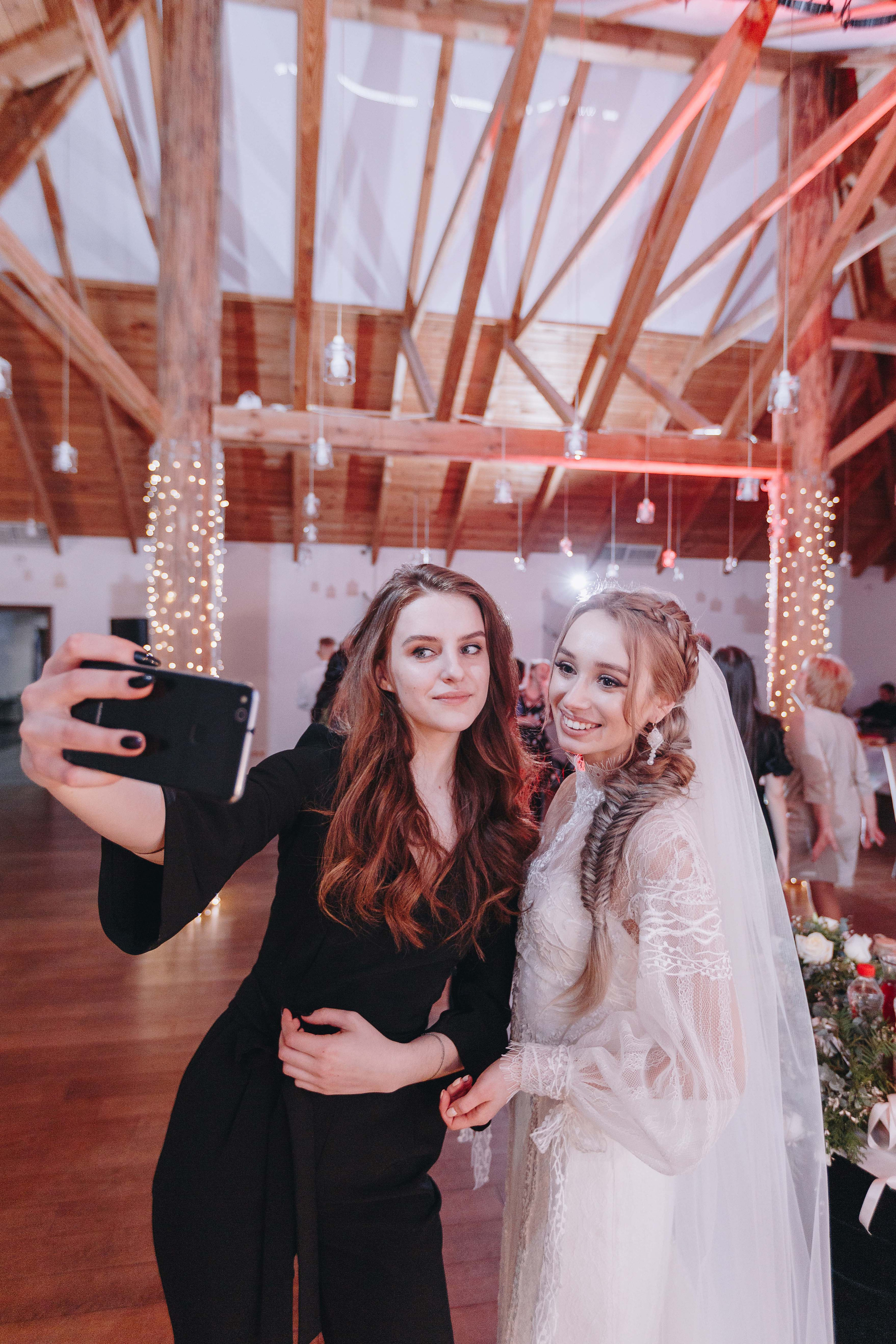 Зимняя свадебная фото и видео съёмка в Гомеле в усадьбе Хорошее место. Свадебный семейный фотограф и видеограф Гомель Минск Беларусь Европа