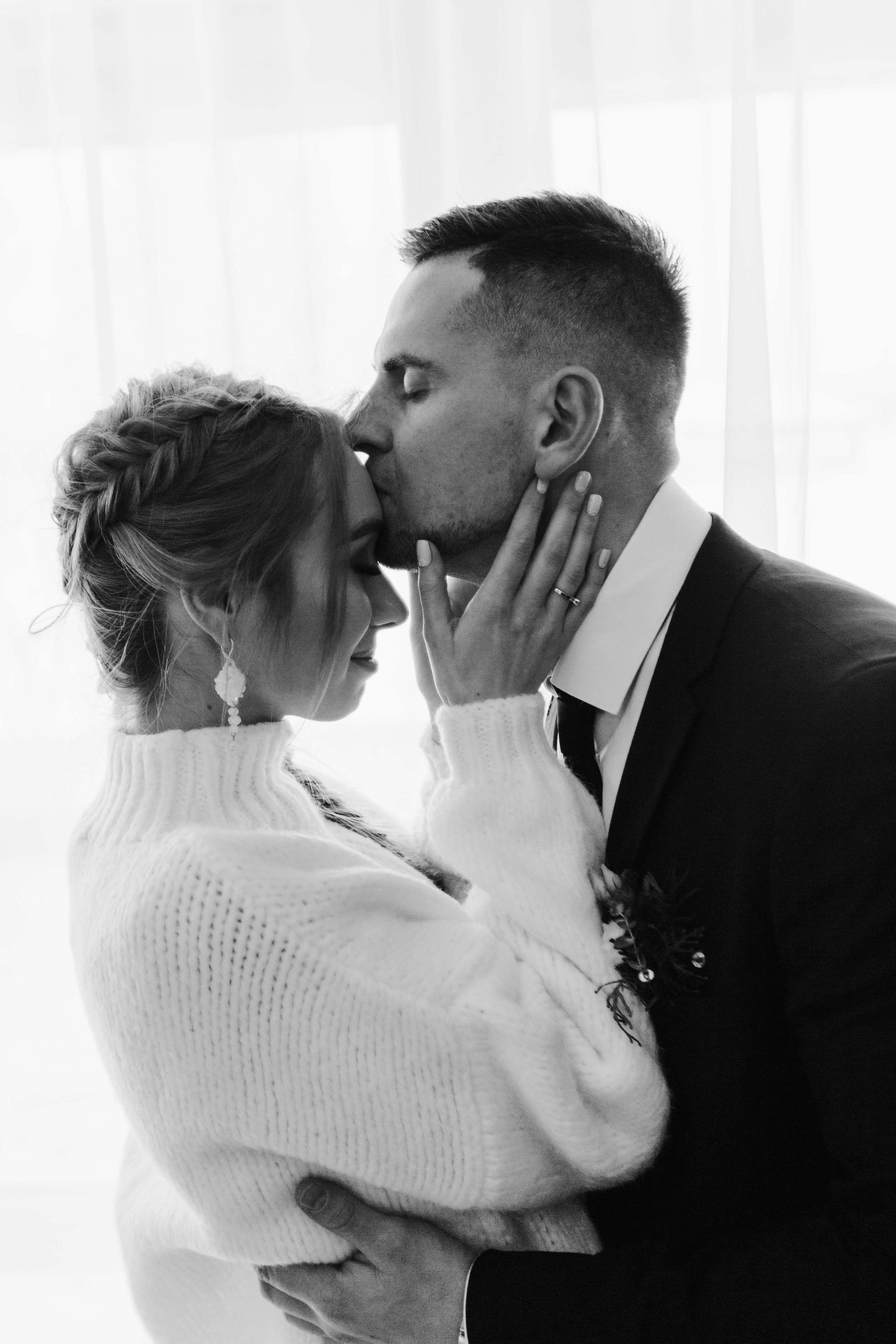 Зимняя свадебная фото и видео съёмка в Гомеле в усадьбе Хорошее место. Свадебный семейный фотограф и видеограф Гомель Минск Беларусь Европа