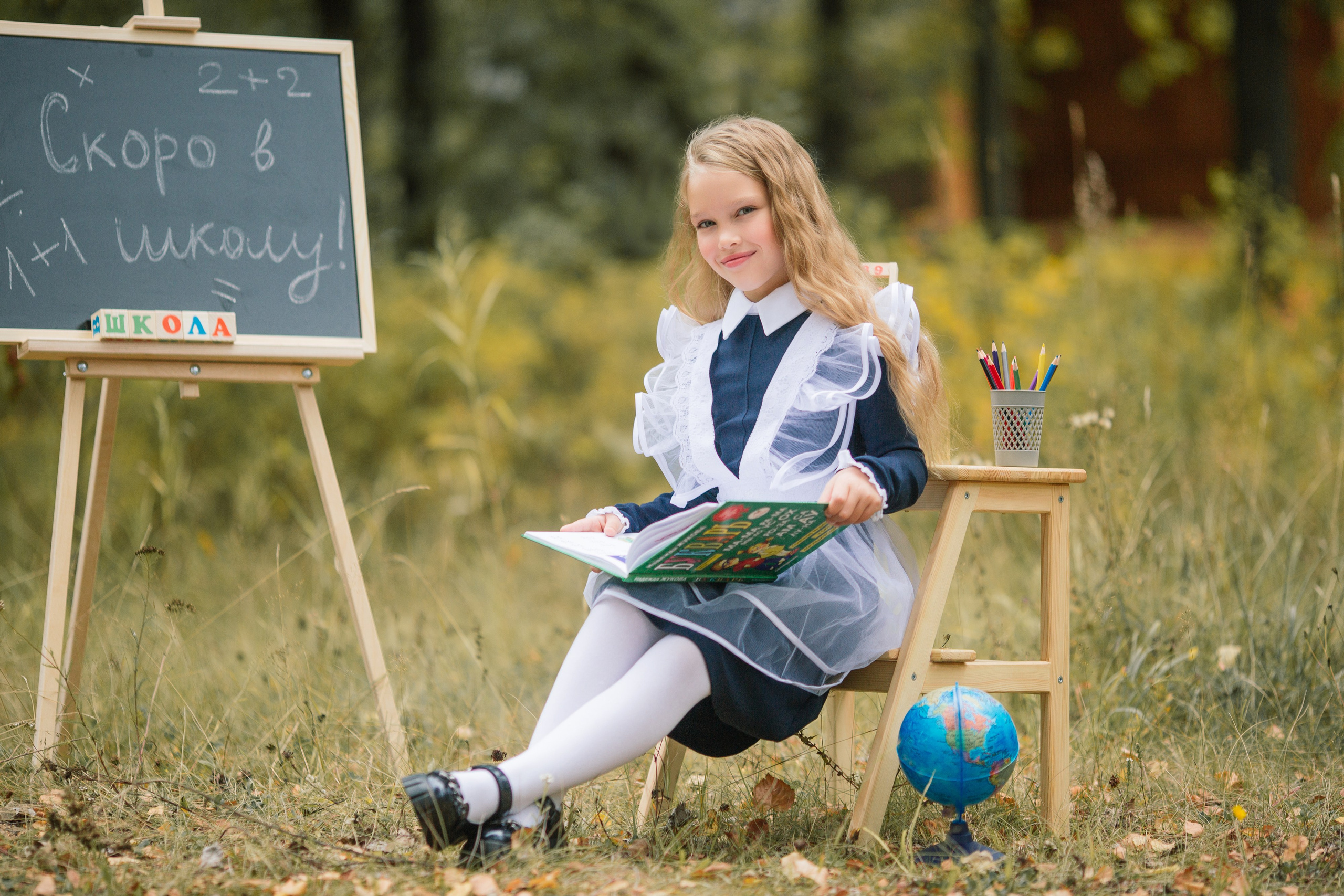 Школьный фотопроект Эмилия. Семейный фотограф Толстикова Кристина