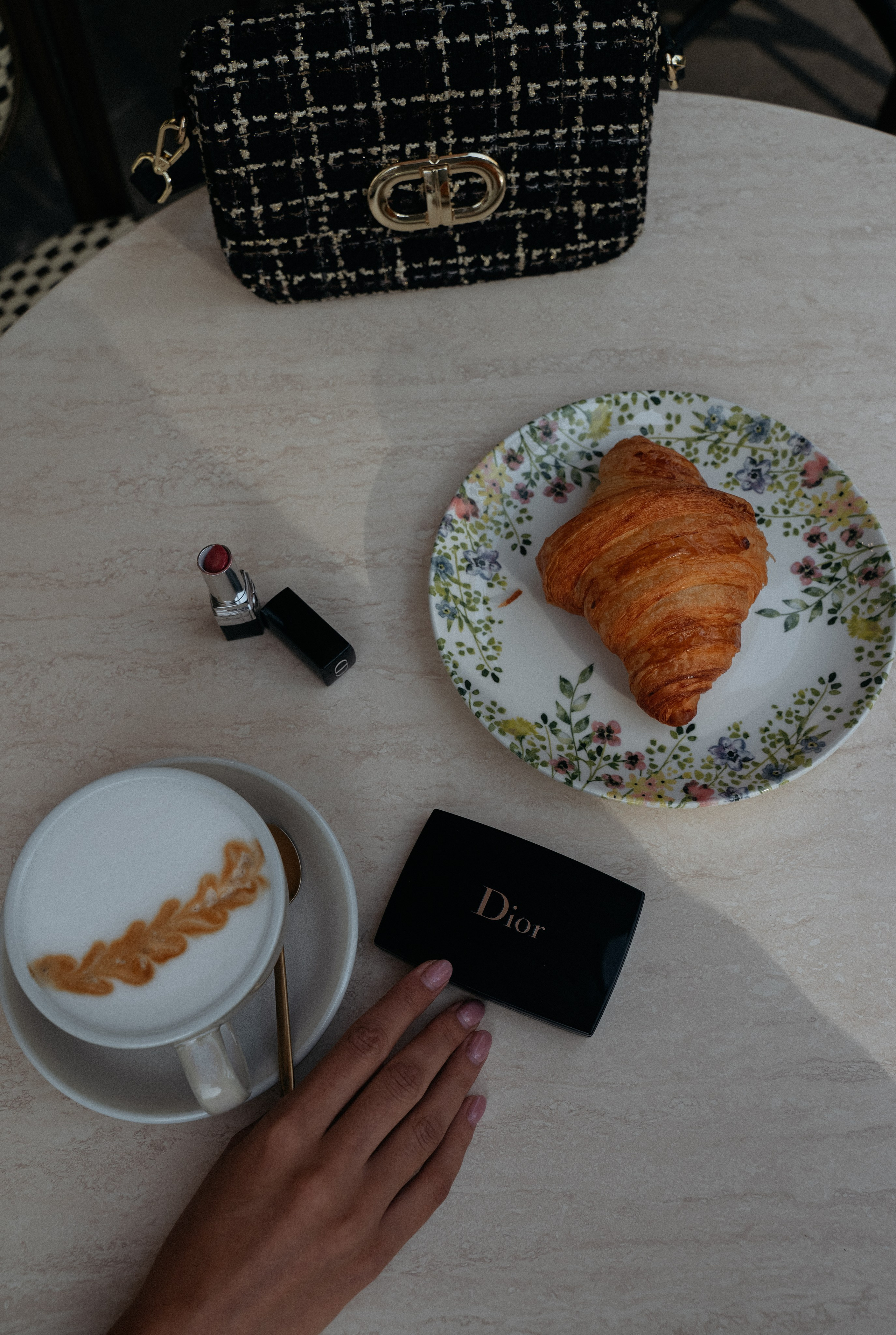 Прогулка к завтраку