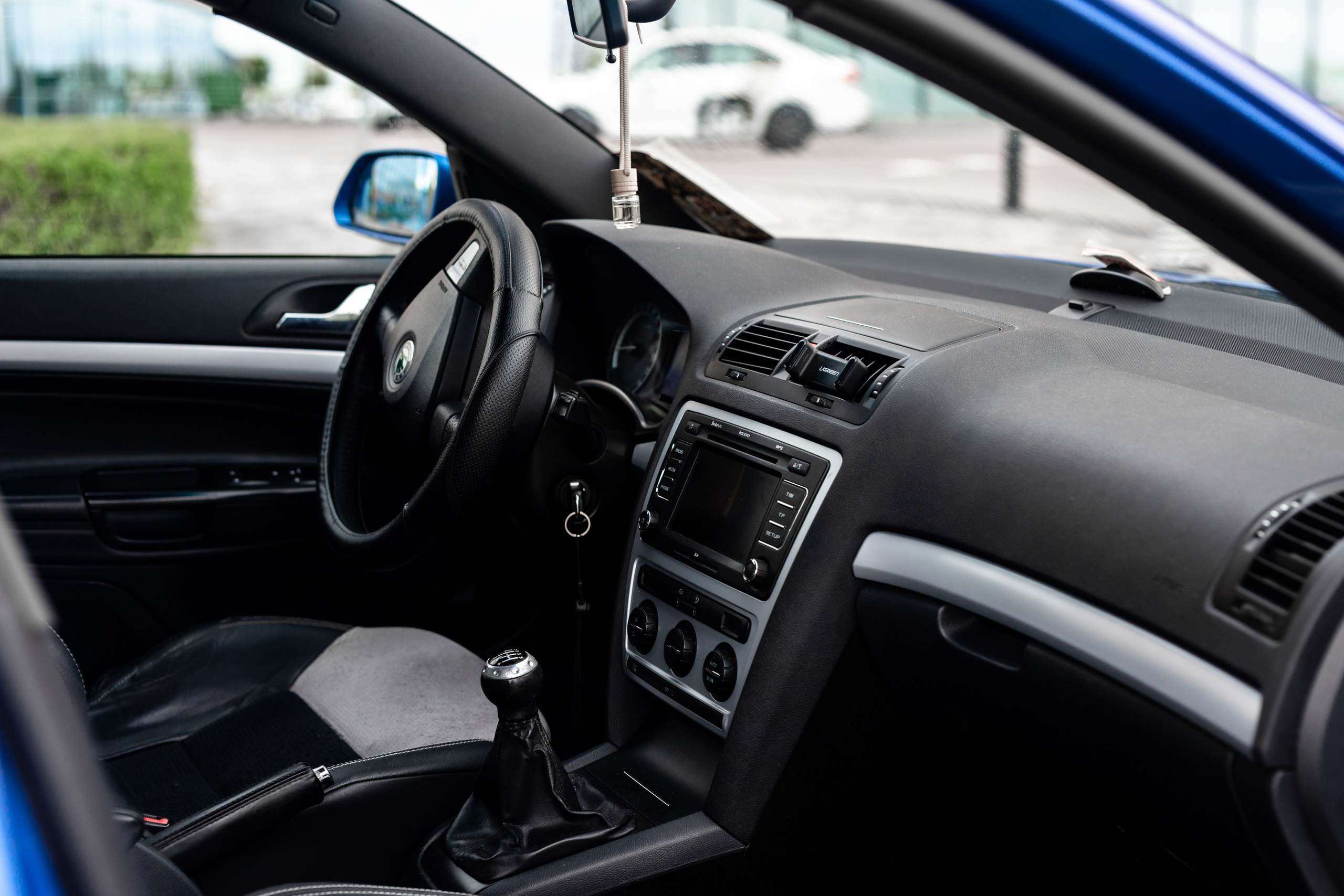 Авто на продажу. Фотограф в Санкт-Петербурге и Ленинградской области