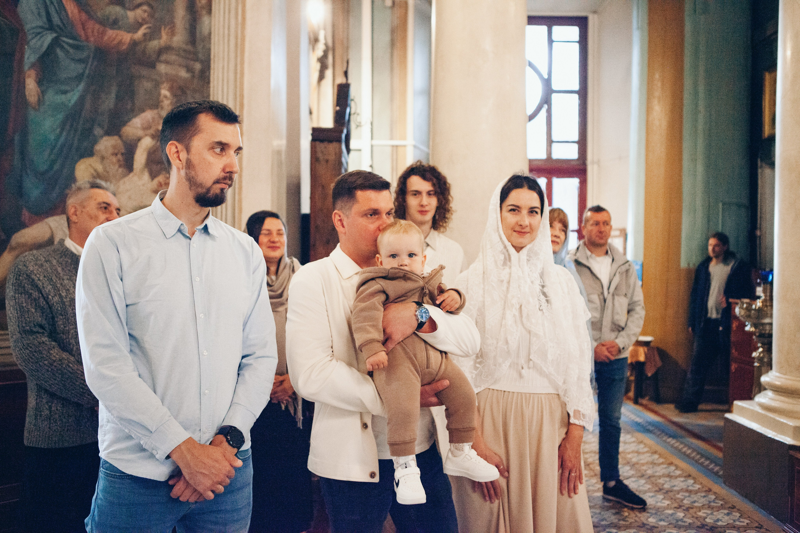 Крещение ребенка в церкви. Фотограф Ольга Ефремова