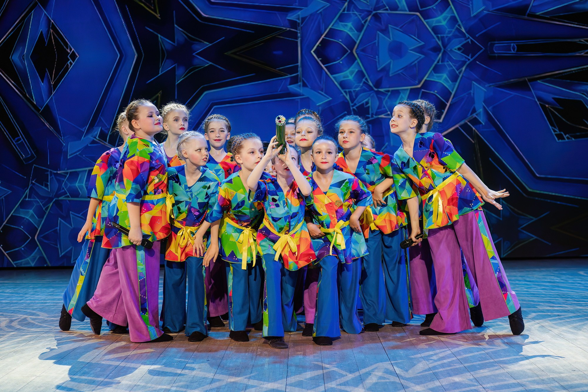 Отчетный концерт Образцового коллектива Алтая театра эстрадной песни «Созвездие». Свадебный и репортажный фотограф Никита Сницарев в Барнауле