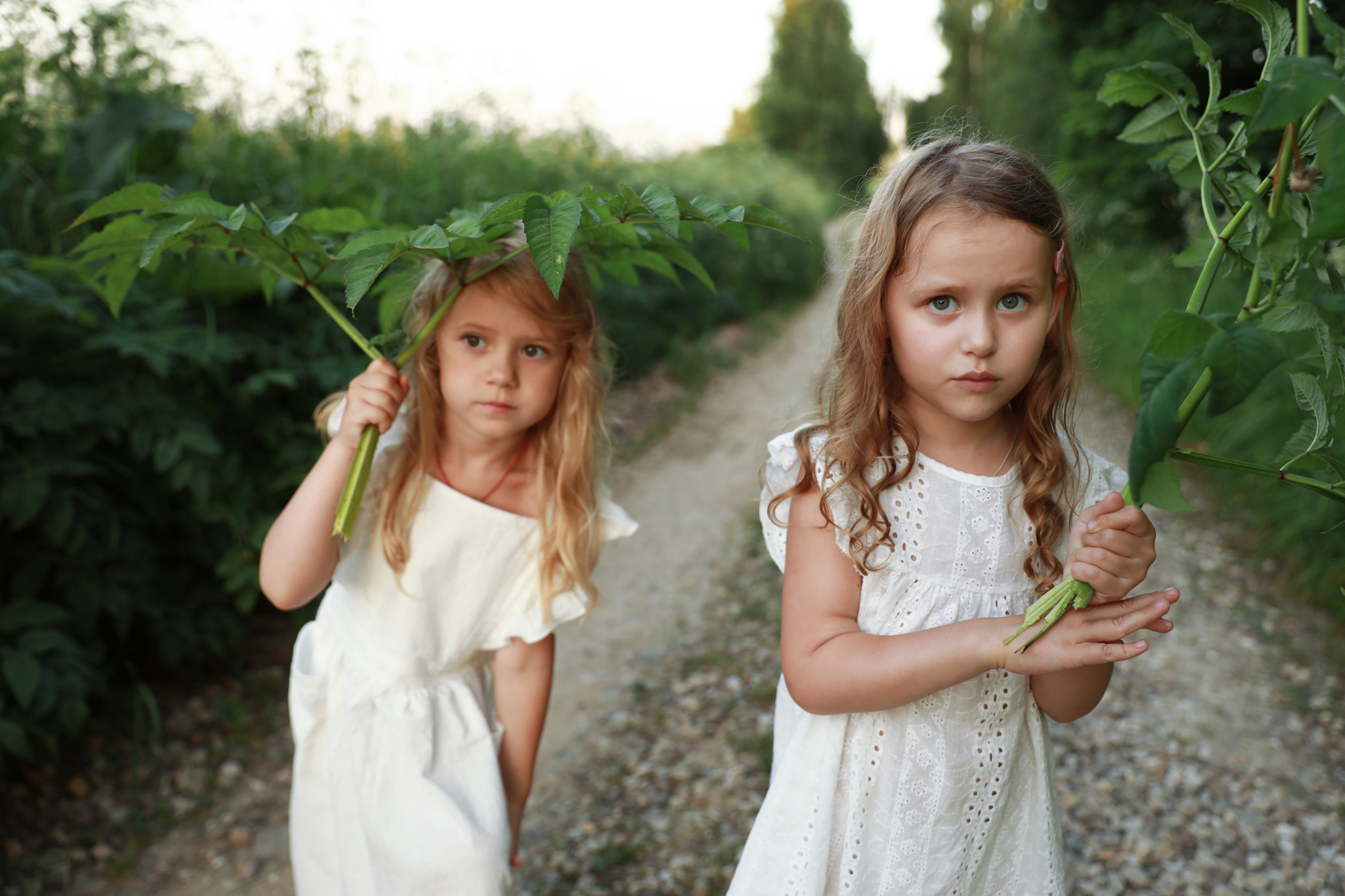 Фотосессия Арины и Ксении. Бочарова Мария — школьный фотограф Апрелевка, Новая Москва, Московская область