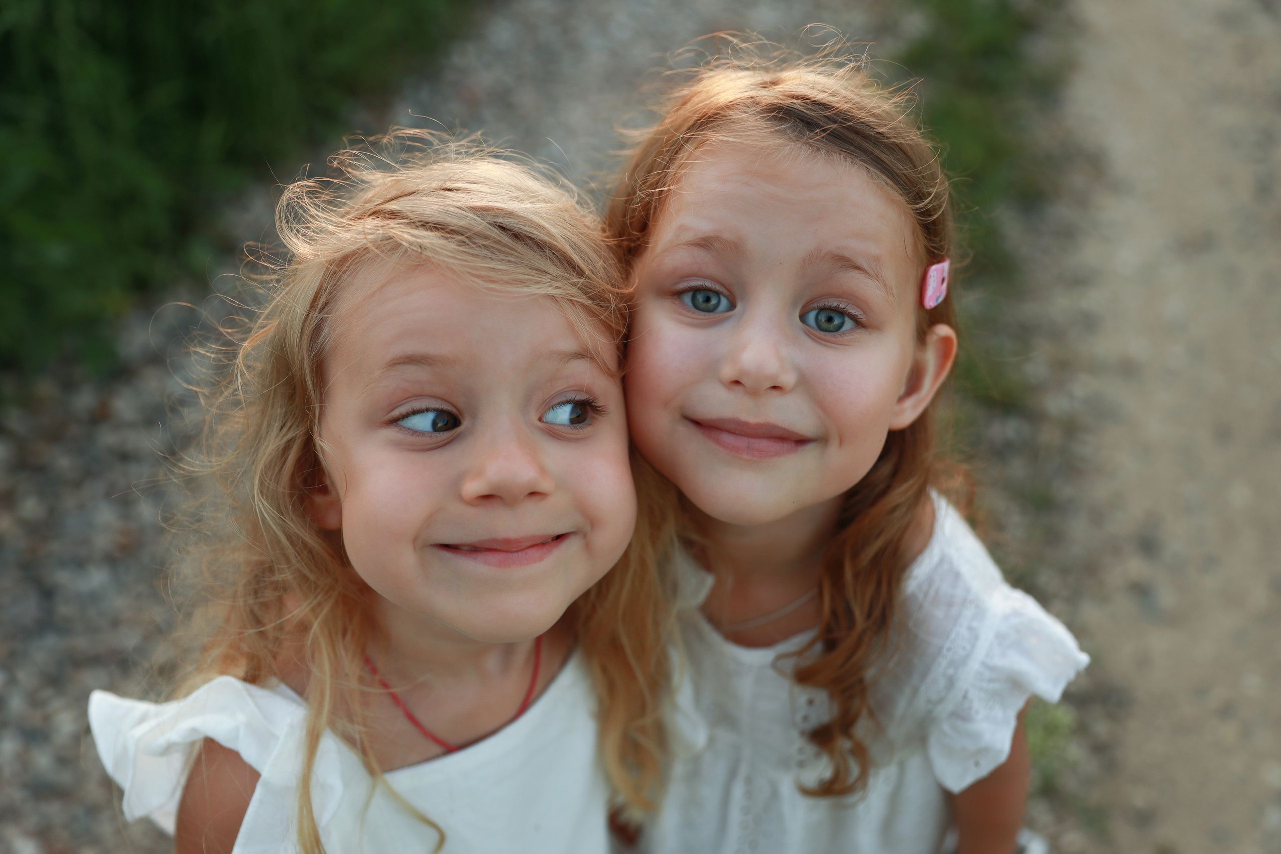 Фотосессия Арины и Ксении. Бочарова Мария — школьный фотограф Апрелевка, Новая Москва, Московская область