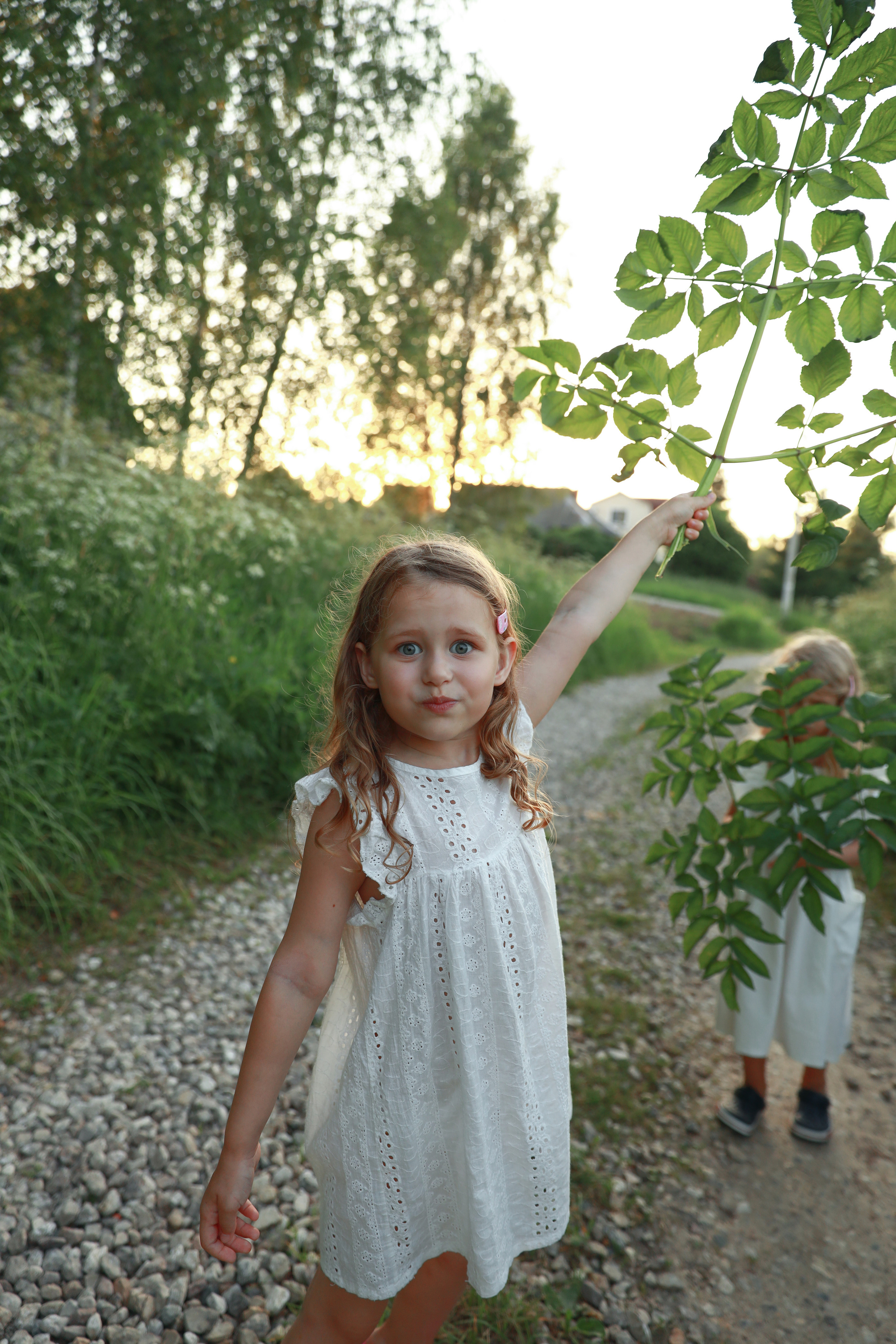 Фотосессия Арины и Ксении. Бочарова Мария — школьный фотограф Апрелевка, Новая Москва, Московская область