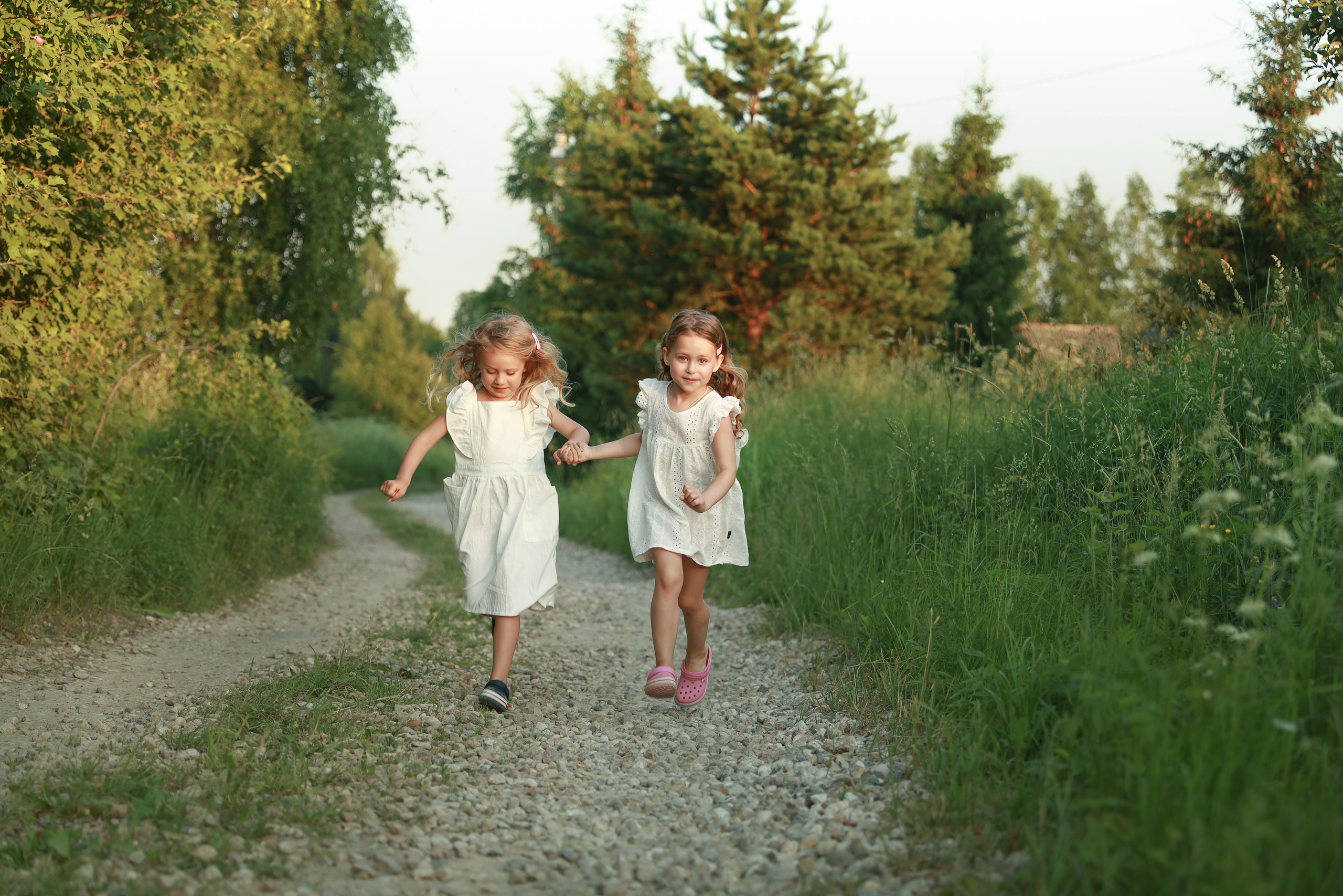 Фотосессия Арины и Ксении. Бочарова Мария — школьный фотограф Апрелевка, Новая Москва, Московская область