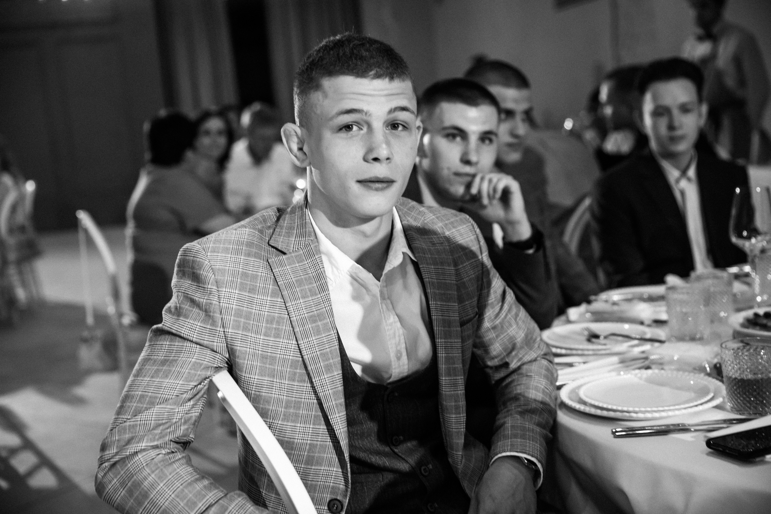 2023-06-23 Выпускной МБОУ СОШ № 10. Фотограф в Красноярске