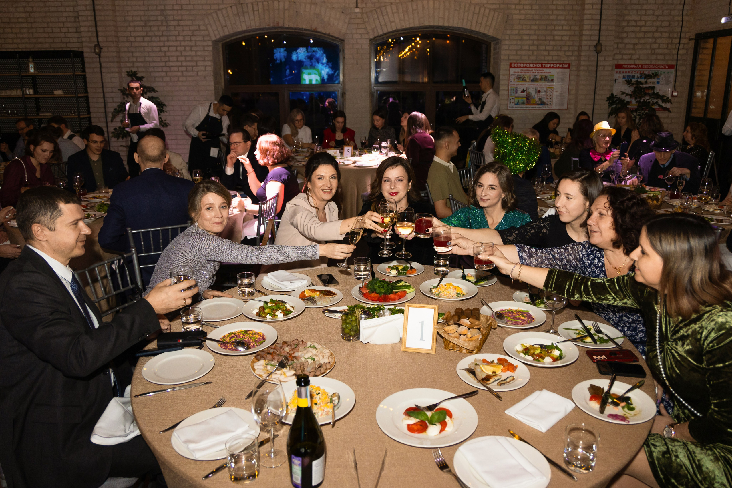 СПбПУ ИСИ новогодняя corporate party. Евгений Матвеев — фотограф в Санкт-Петербурге