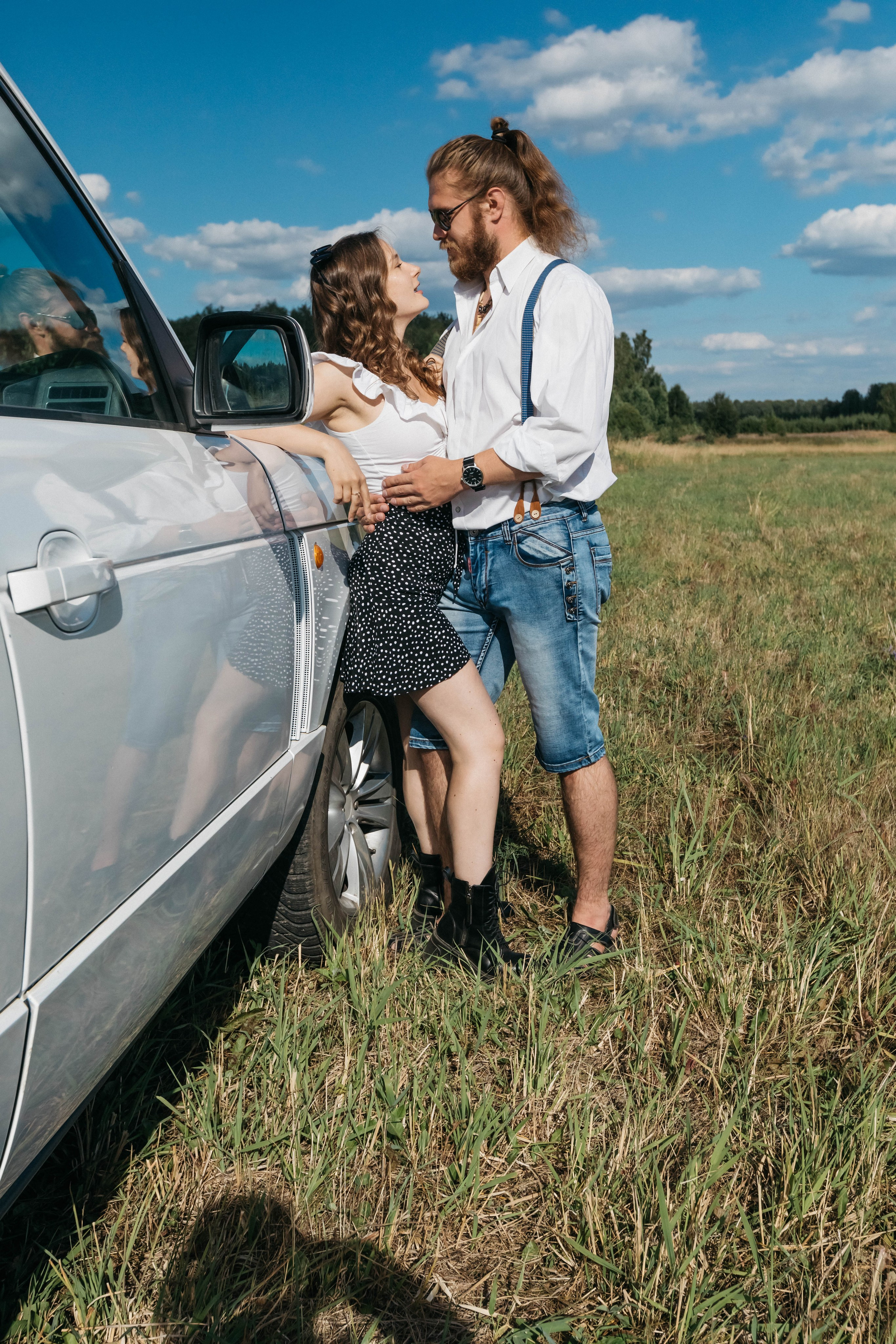 Кристина Владимир и Рада. Главная