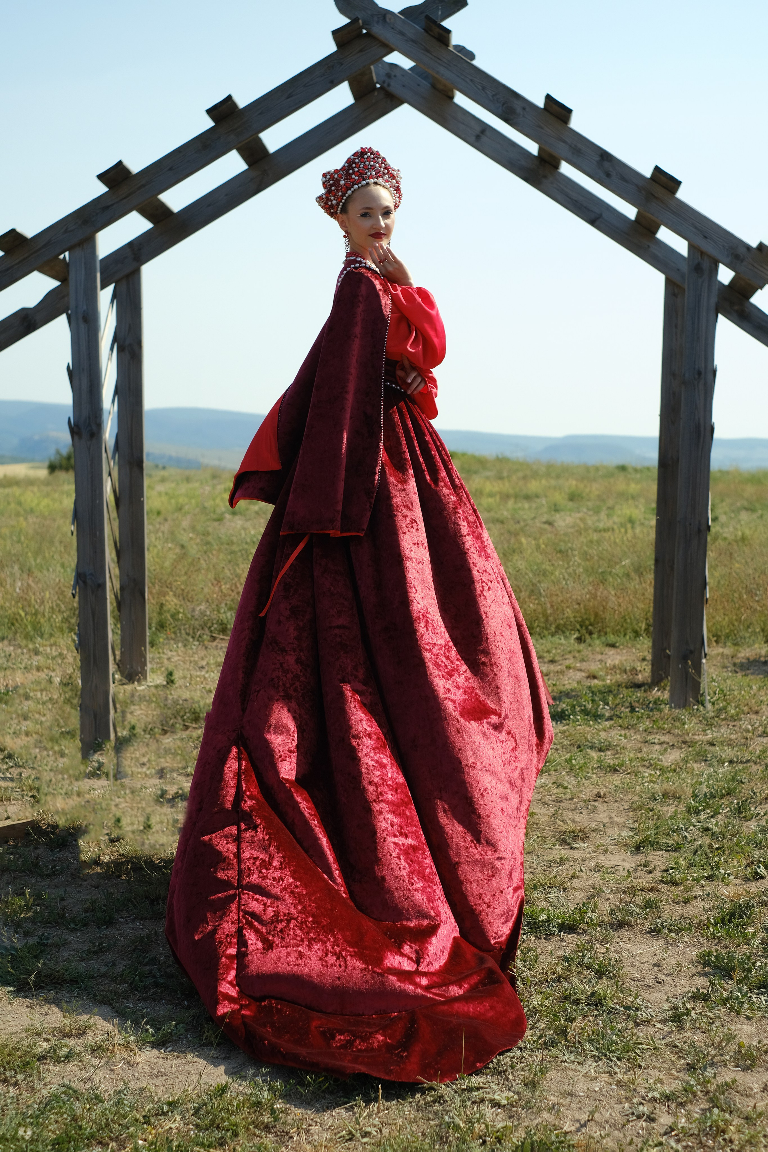 Славянский фестиваль «MARYCROWNS». Профессиональная фотосъемка в Крыму. Натуральные эмоции и живые кадры. Забронируйте дату прямо сейчас!