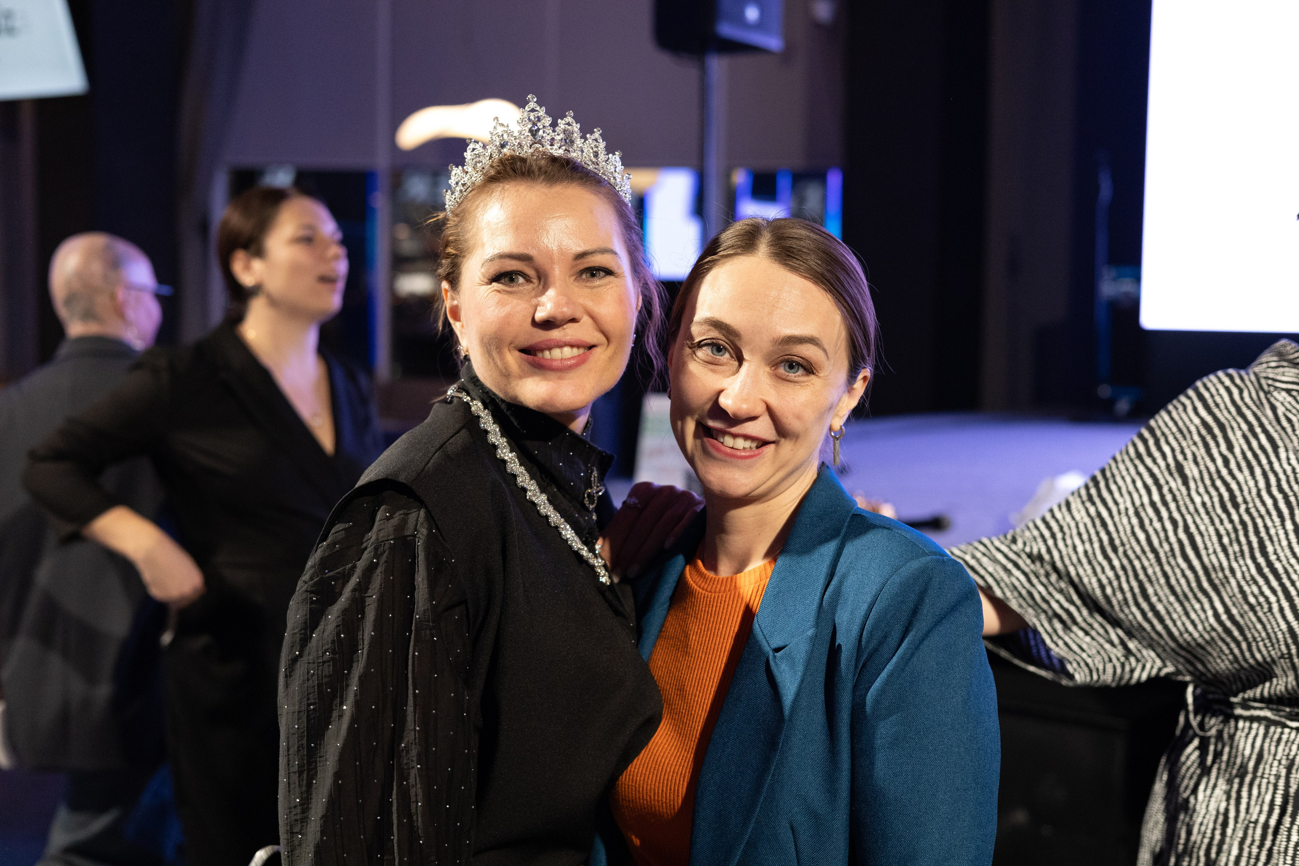 13ая BIZ QUIZ: деловая игра | Красноярск. Фотограф Красноярск съемки лавстори, фотосессия в студии, портретная съемка, творческие фотосессии